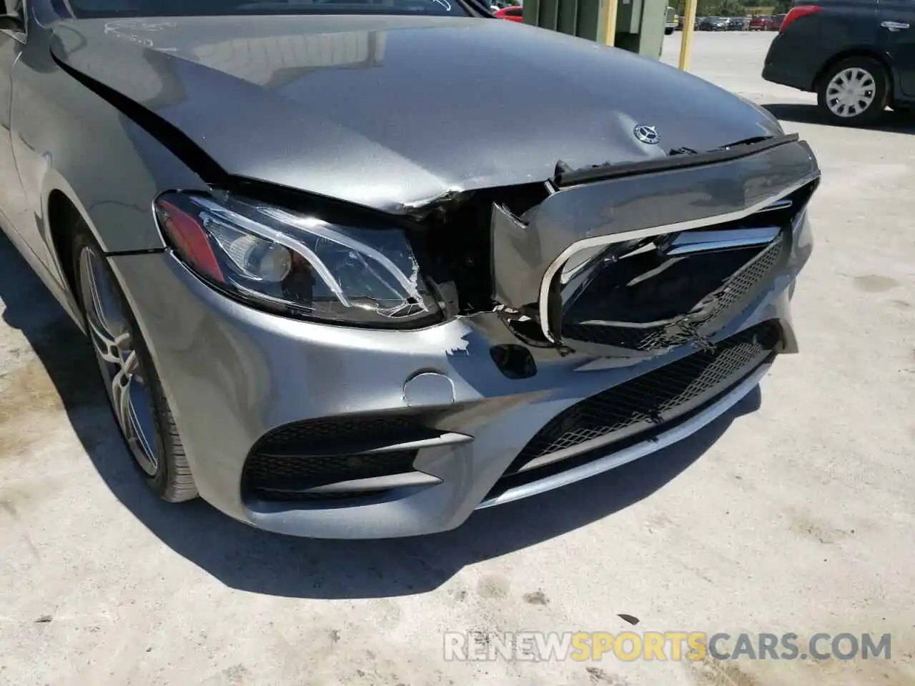 9 Photograph of a damaged car WDDZF4JB3KA504543 MERCEDES-BENZ E-CLASS 2019