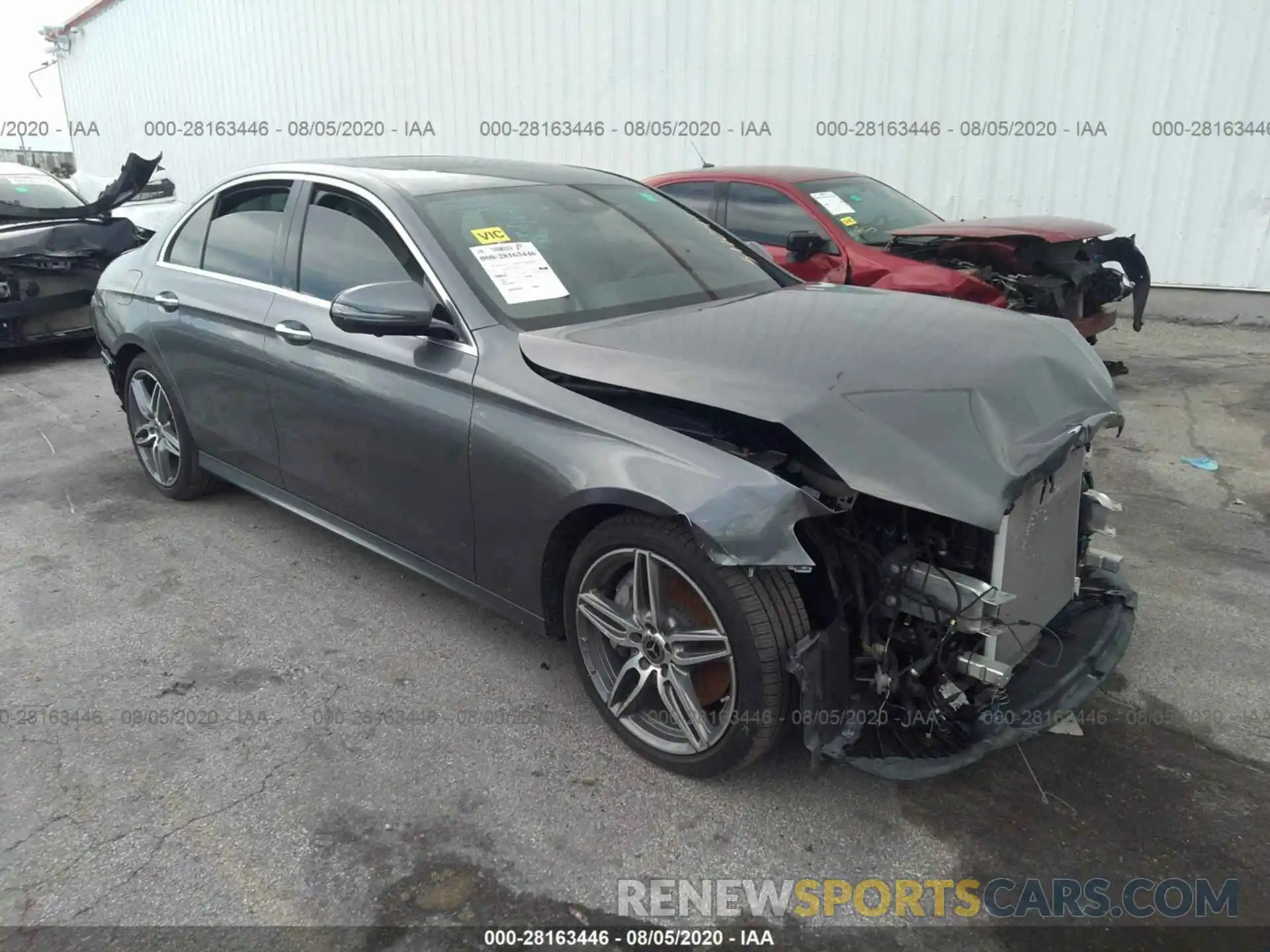 1 Photograph of a damaged car WDDZF4JB3KA511041 MERCEDES-BENZ E-CLASS 2019