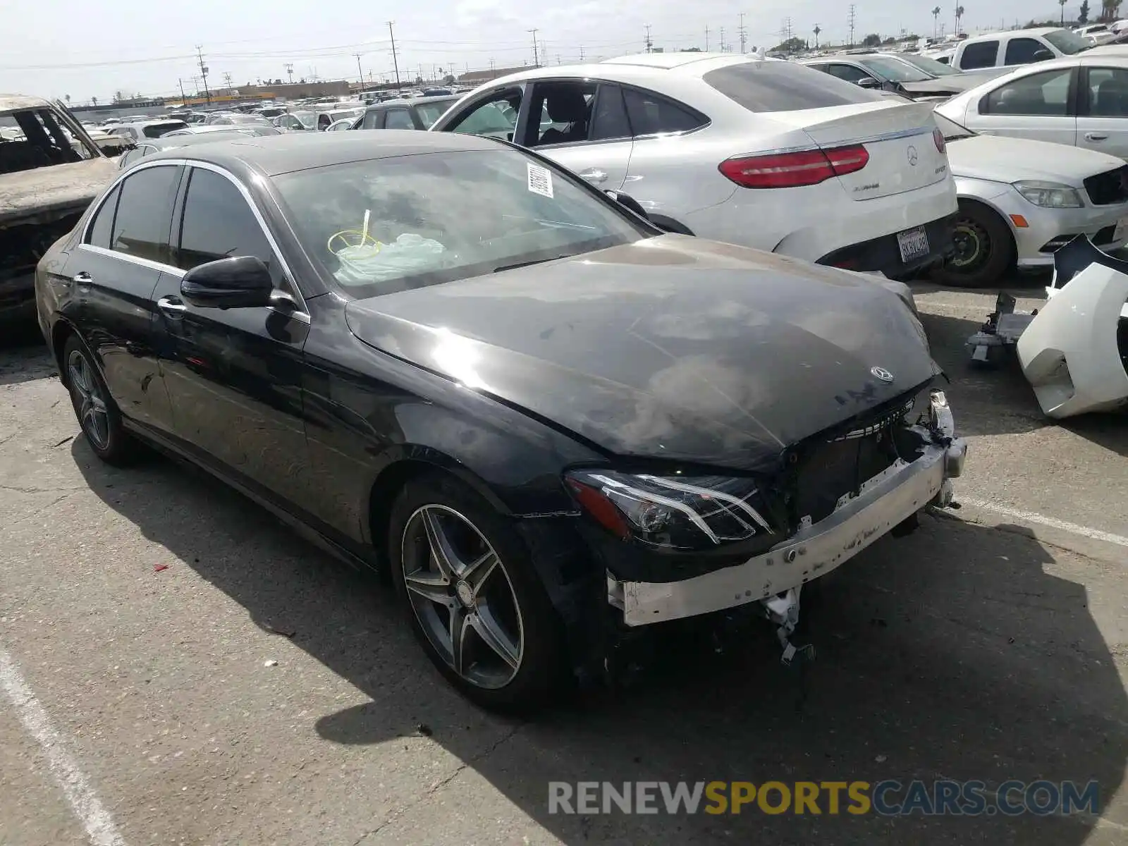 1 Photograph of a damaged car WDDZF4JB3KA554651 MERCEDES-BENZ E CLASS 2019