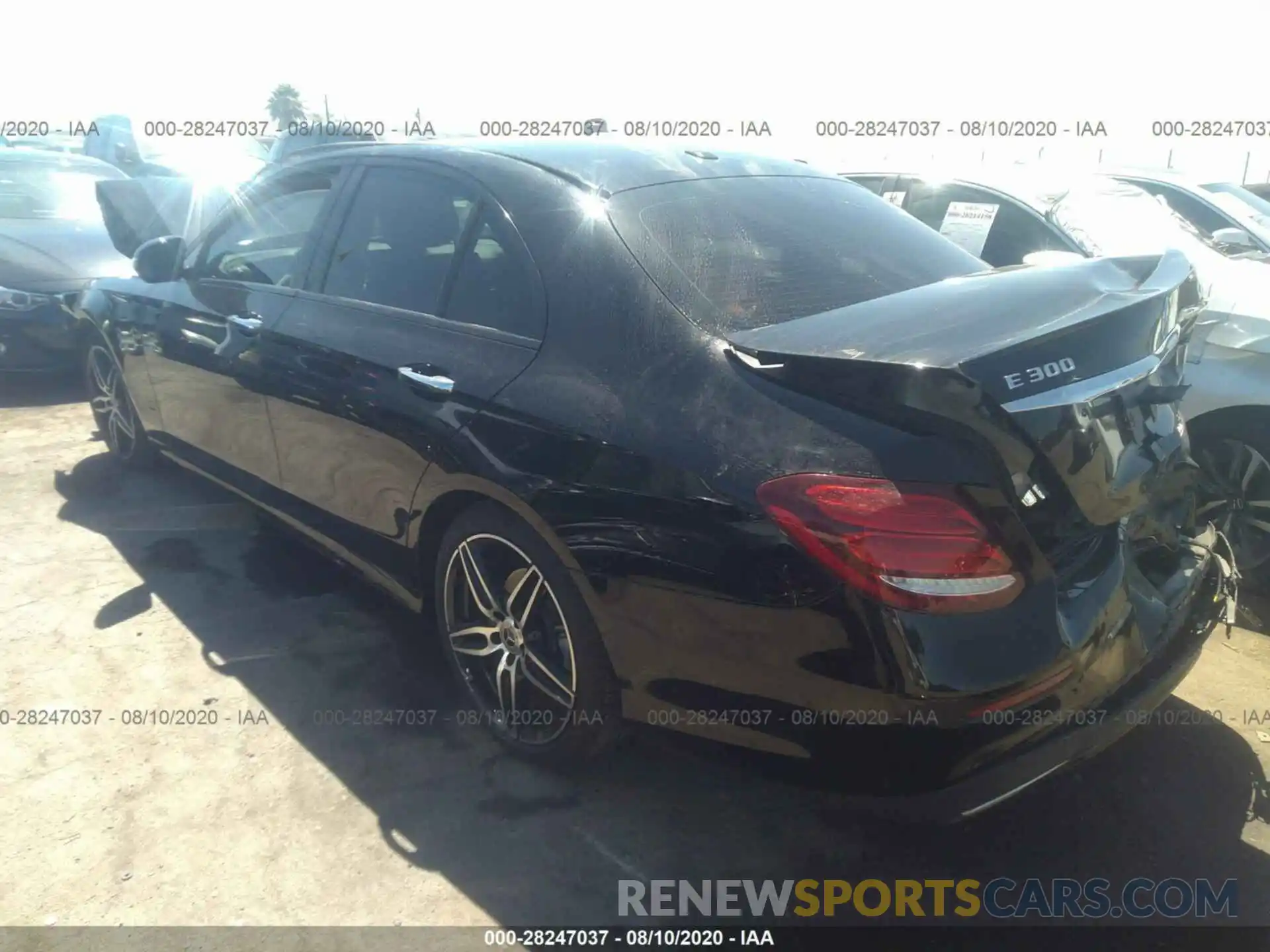 3 Photograph of a damaged car WDDZF4JB3KA559011 MERCEDES-BENZ E-CLASS 2019