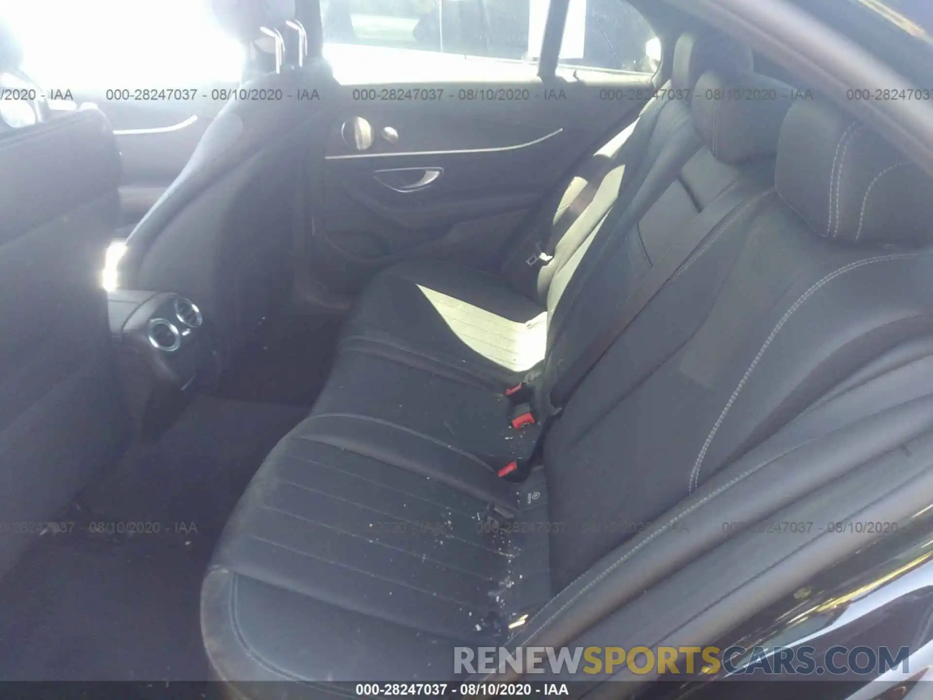 8 Photograph of a damaged car WDDZF4JB3KA559011 MERCEDES-BENZ E-CLASS 2019