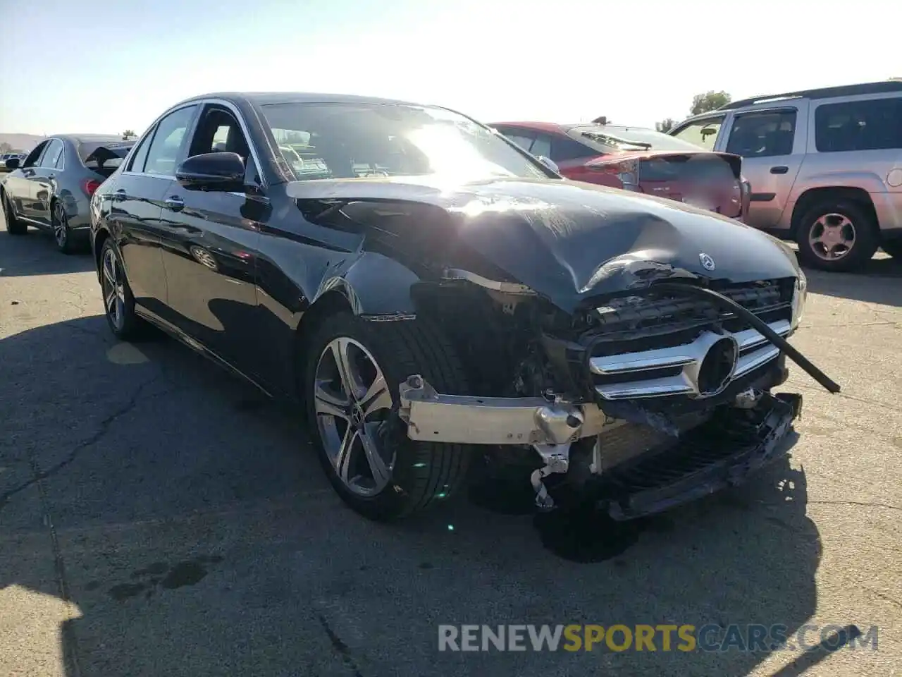 1 Photograph of a damaged car WDDZF4JB3KA561194 MERCEDES-BENZ E-CLASS 2019