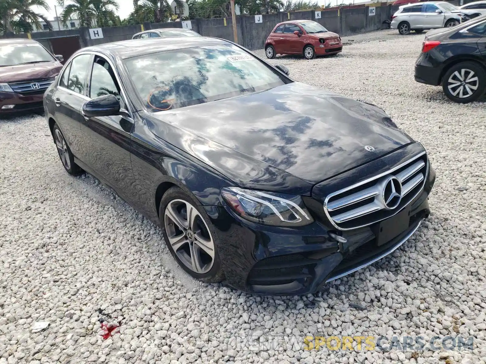 1 Photograph of a damaged car WDDZF4JB3KA575323 MERCEDES-BENZ E-CLASS 2019