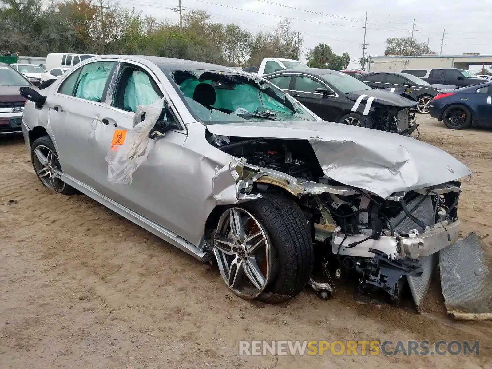 1 Photograph of a damaged car WDDZF4JB3KA583857 MERCEDES-BENZ E CLASS 2019