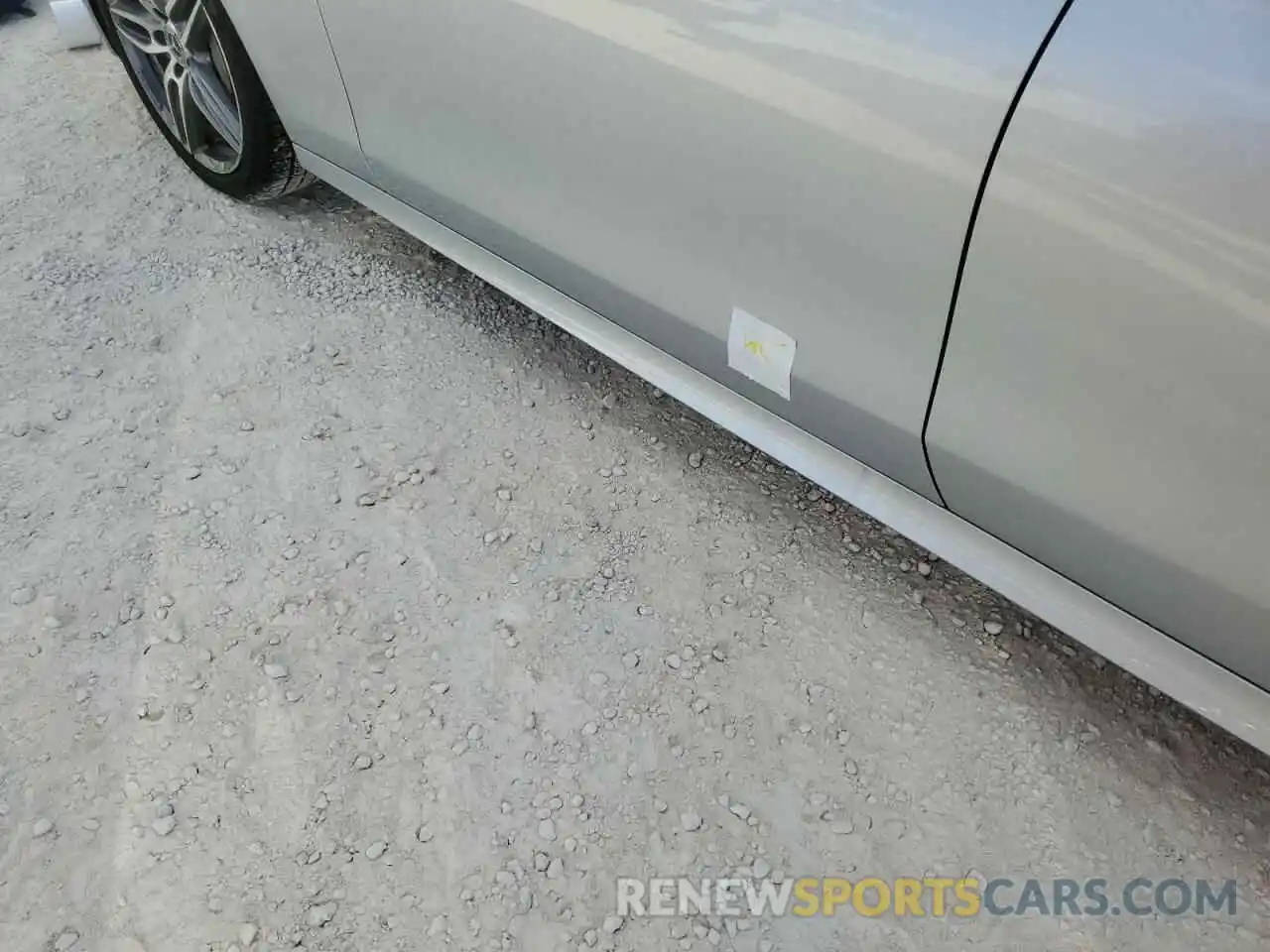 9 Photograph of a damaged car WDDZF4JB3KA590985 MERCEDES-BENZ E-CLASS 2019