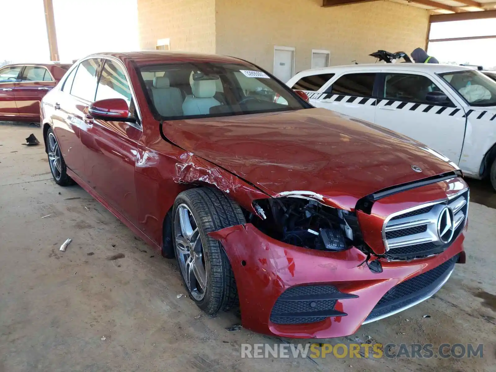 1 Photograph of a damaged car WDDZF4JB3KA593952 MERCEDES-BENZ E CLASS 2019