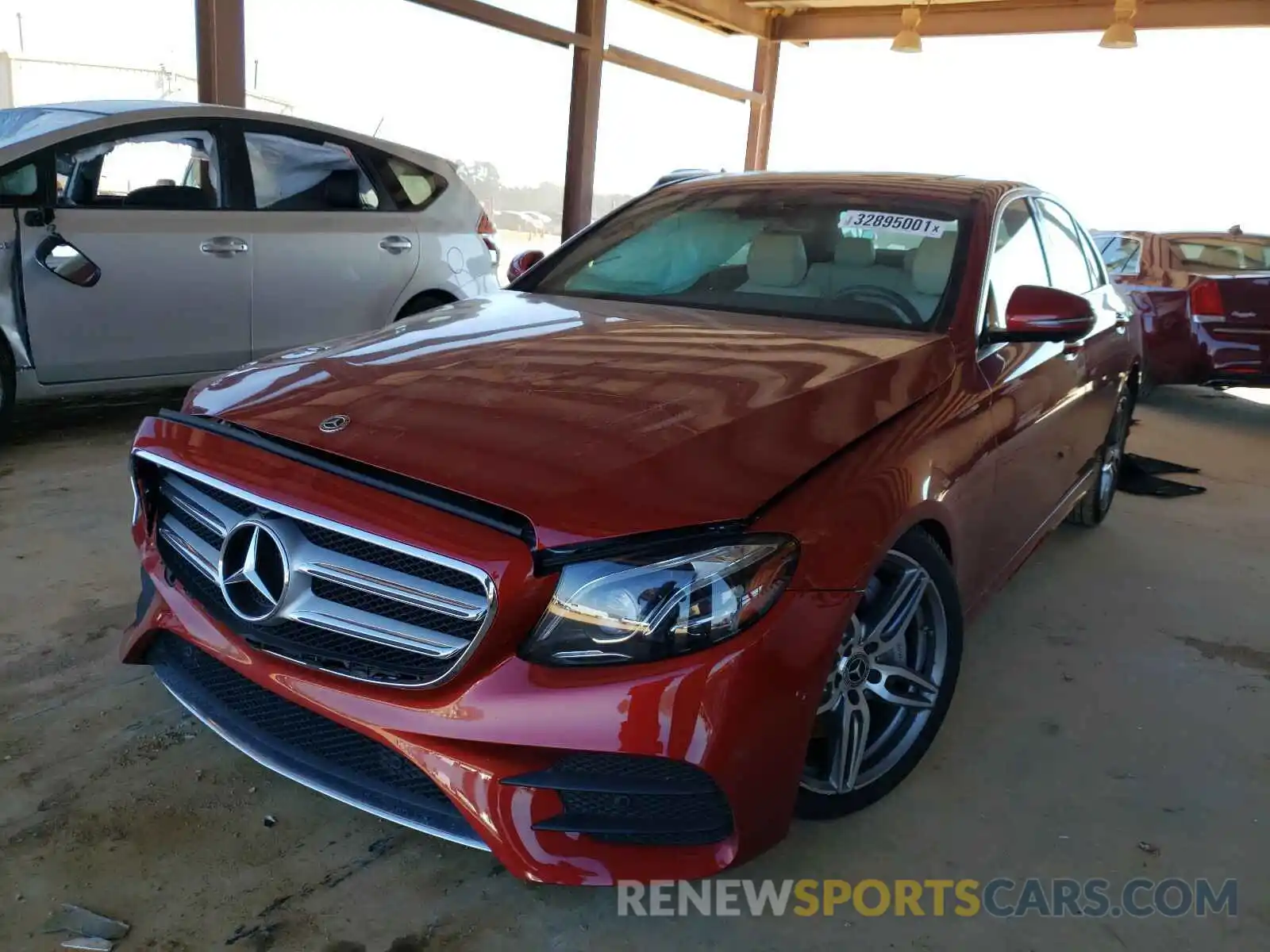 2 Photograph of a damaged car WDDZF4JB3KA593952 MERCEDES-BENZ E CLASS 2019