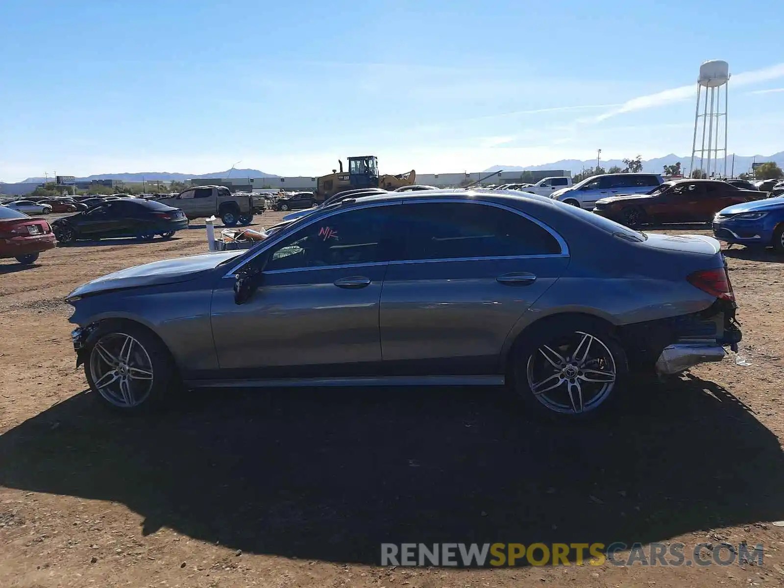 9 Photograph of a damaged car WDDZF4JB3KA595801 MERCEDES-BENZ E CLASS 2019