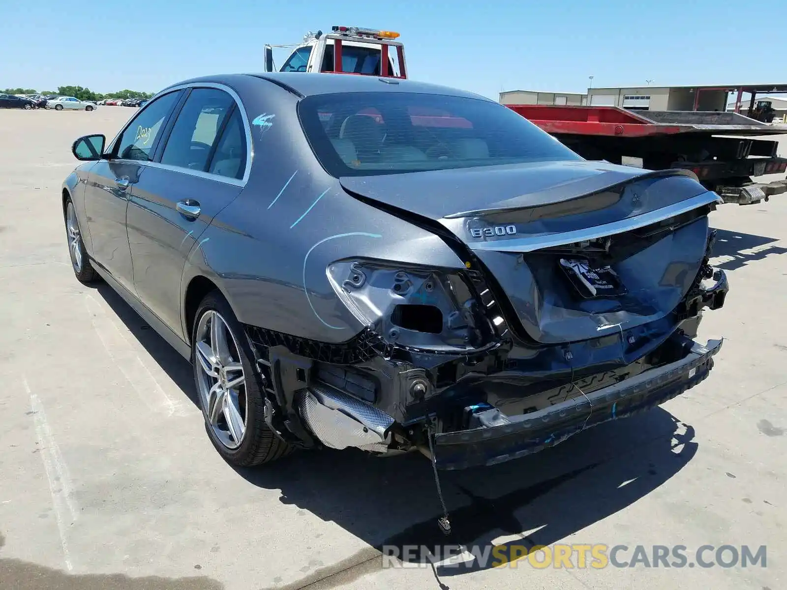 3 Photograph of a damaged car WDDZF4JB3KA608188 MERCEDES-BENZ E CLASS 2019