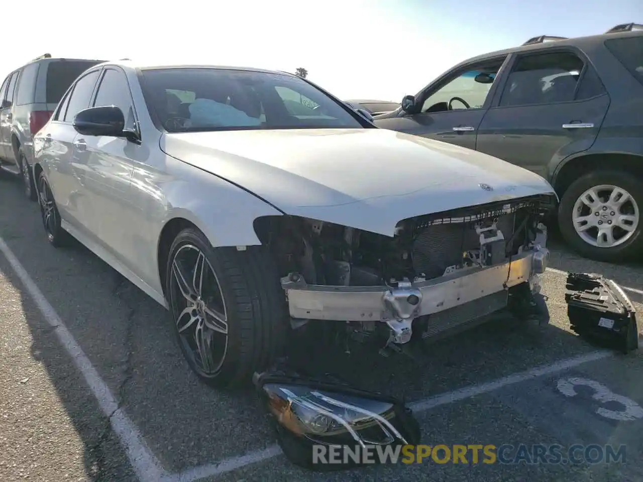 1 Photograph of a damaged car WDDZF4JB3KA629459 MERCEDES-BENZ E CLASS 2019