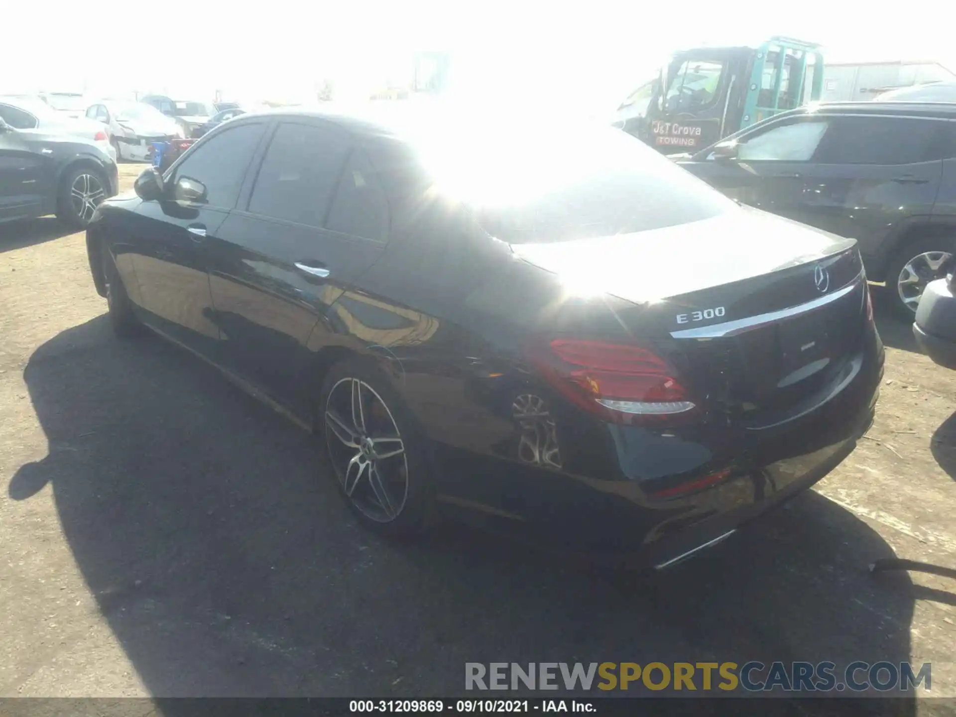 3 Photograph of a damaged car WDDZF4JB3KA662638 MERCEDES-BENZ E-CLASS 2019