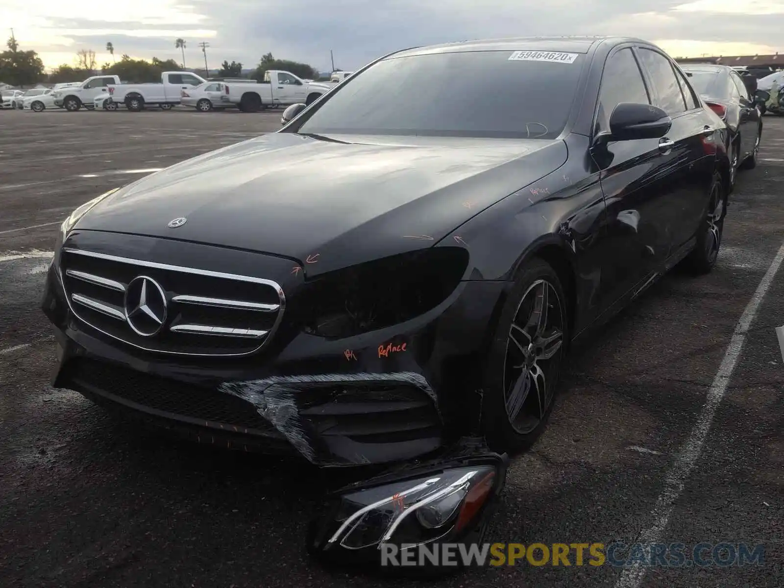 2 Photograph of a damaged car WDDZF4JB3KA666348 MERCEDES-BENZ E CLASS 2019