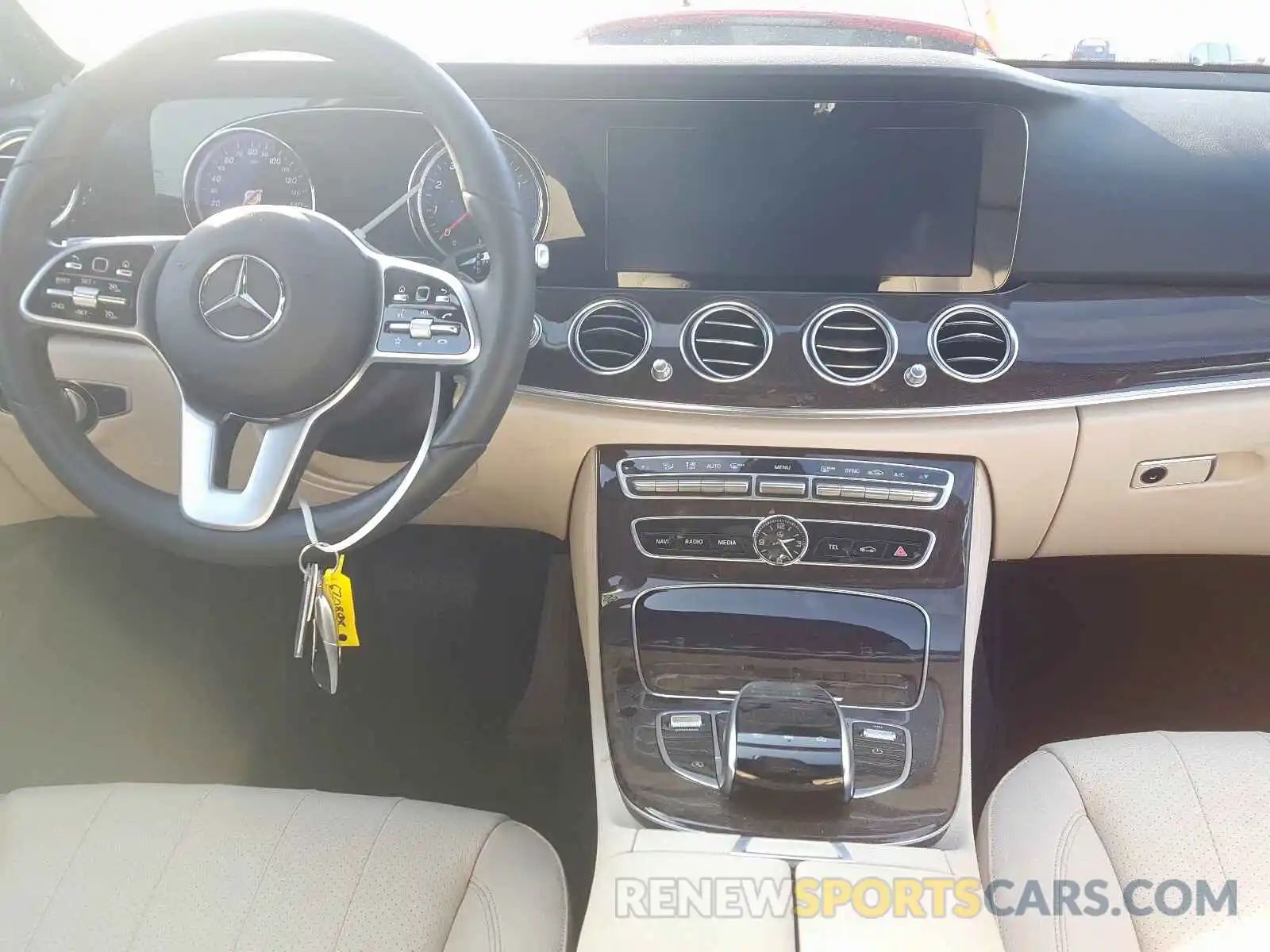 9 Photograph of a damaged car WDDZF4JB3KA670898 MERCEDES-BENZ E CLASS 2019