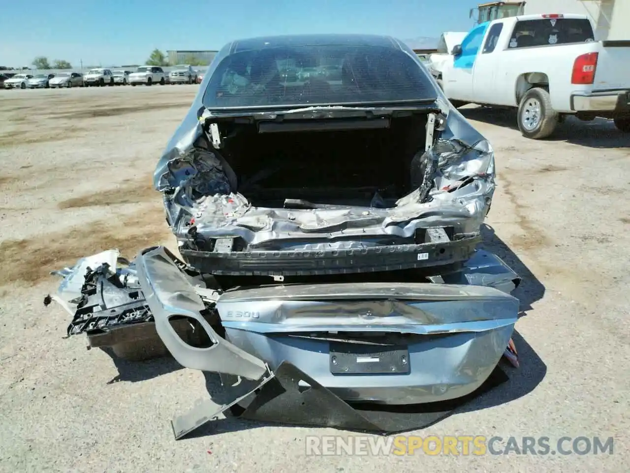 9 Photograph of a damaged car WDDZF4JB3KA684557 MERCEDES-BENZ E-CLASS 2019