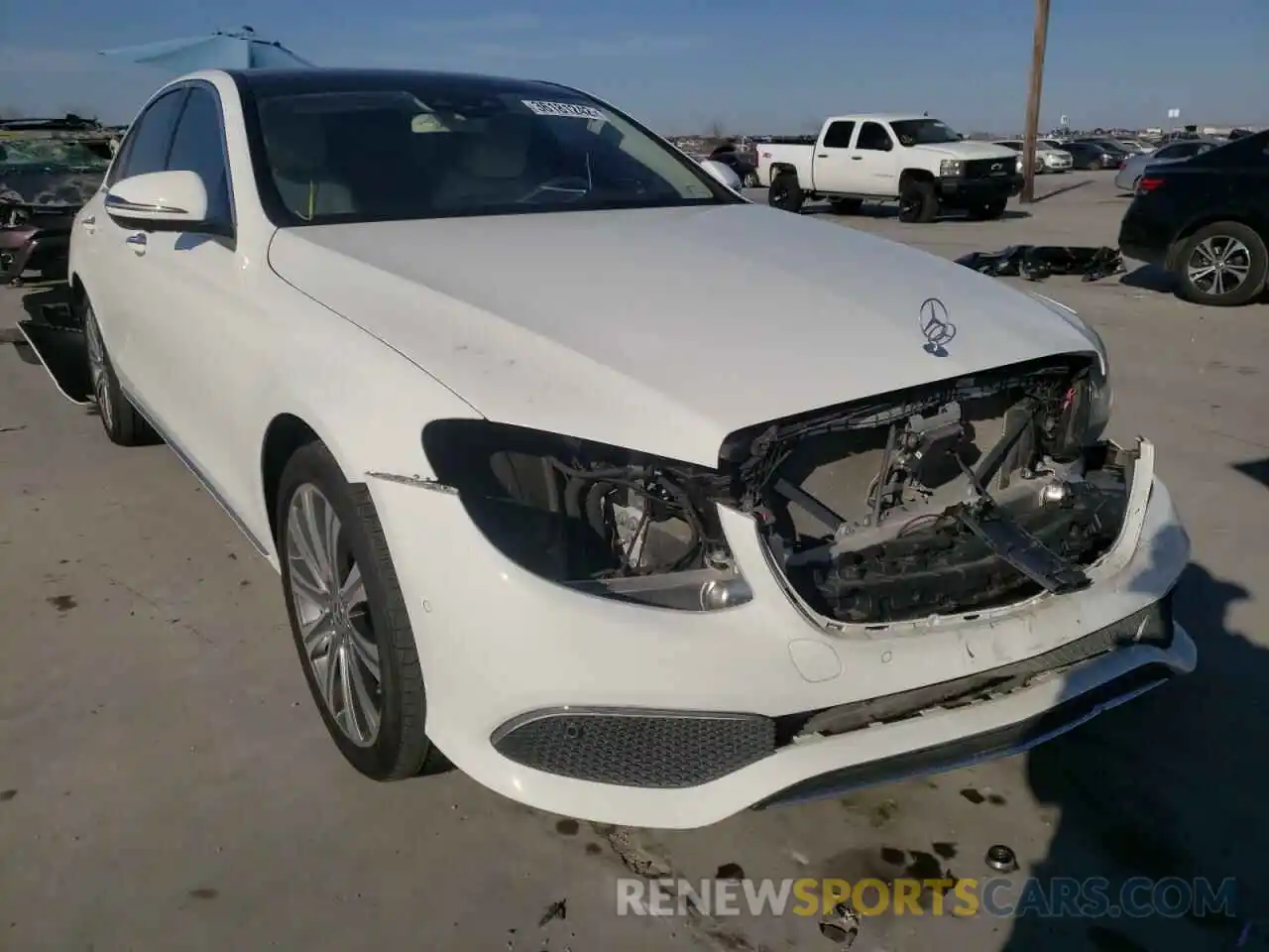 1 Photograph of a damaged car WDDZF4JB4KA512117 MERCEDES-BENZ E-CLASS 2019