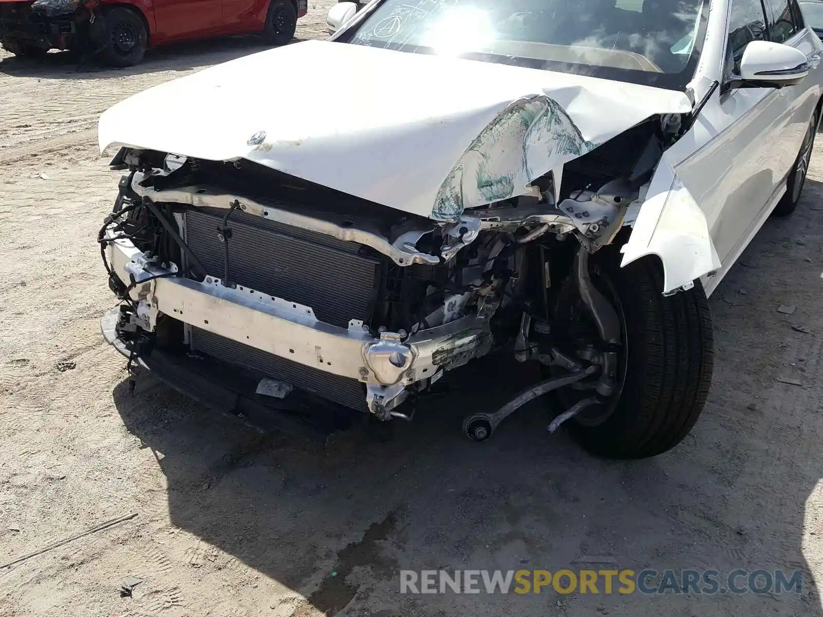 9 Photograph of a damaged car WDDZF4JB4KA561110 MERCEDES-BENZ E CLASS 2019