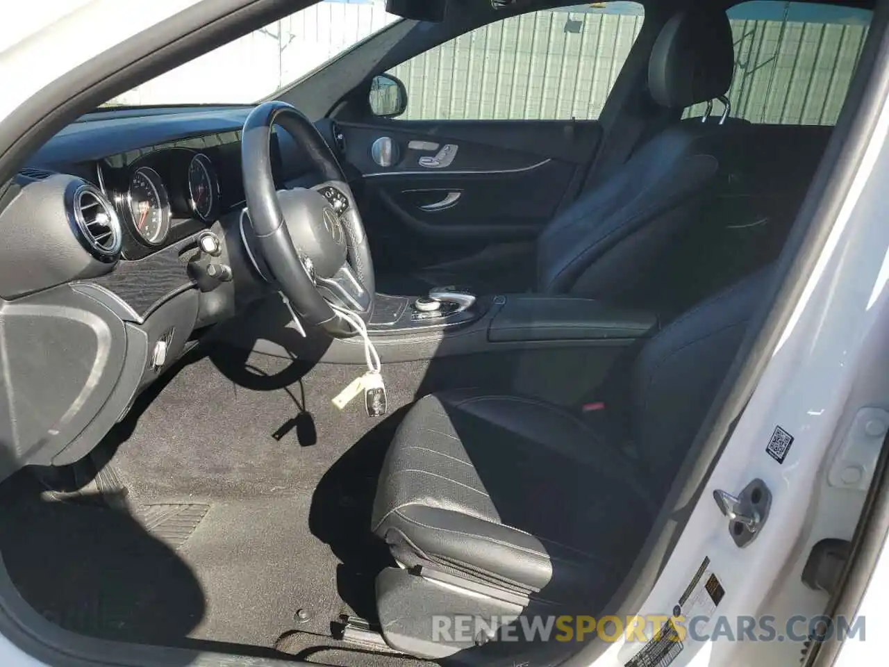 7 Photograph of a damaged car WDDZF4JB4KA583592 MERCEDES-BENZ E-CLASS 2019