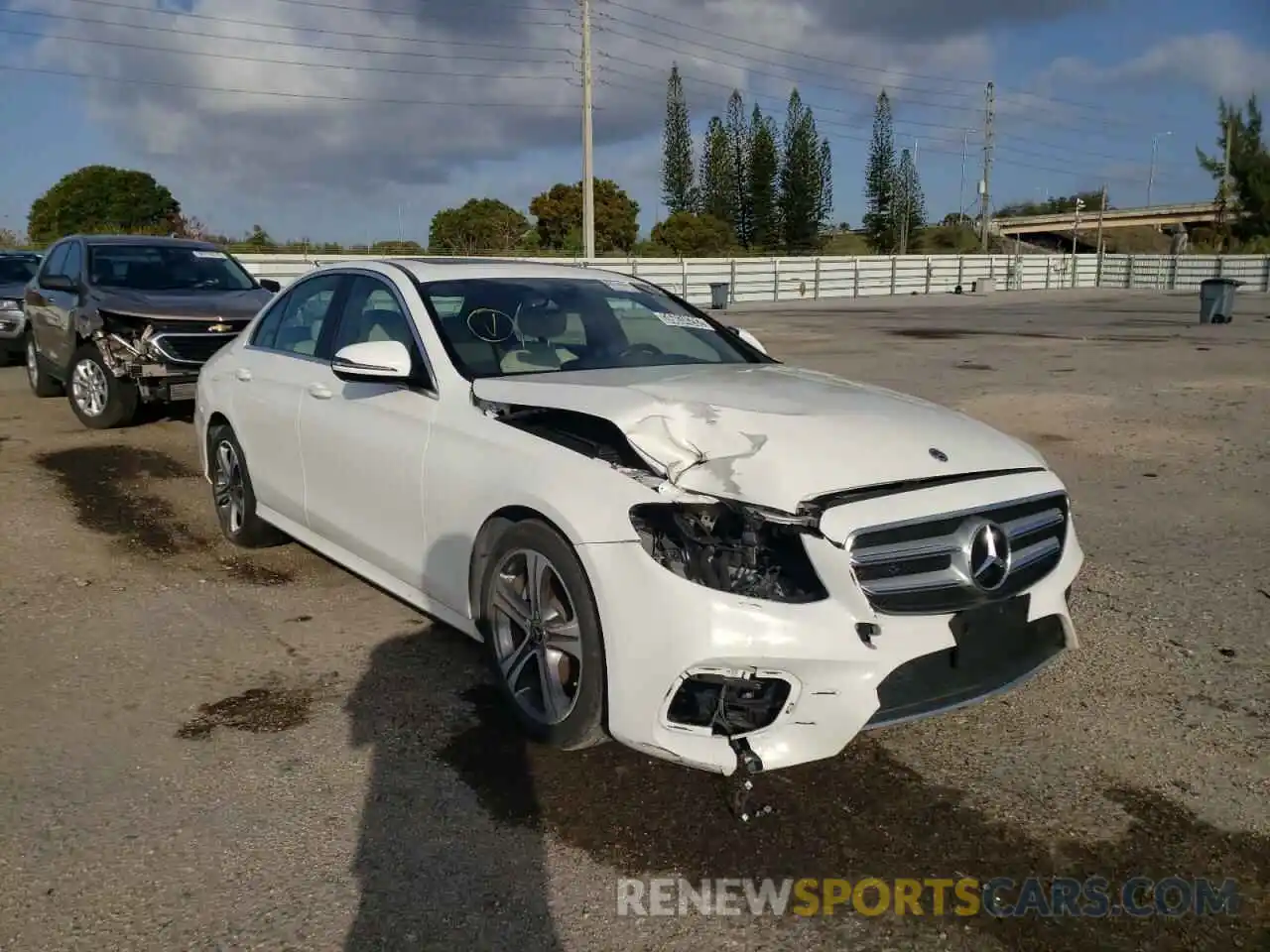 1 Photograph of a damaged car WDDZF4JB4KA592910 MERCEDES-BENZ E-CLASS 2019