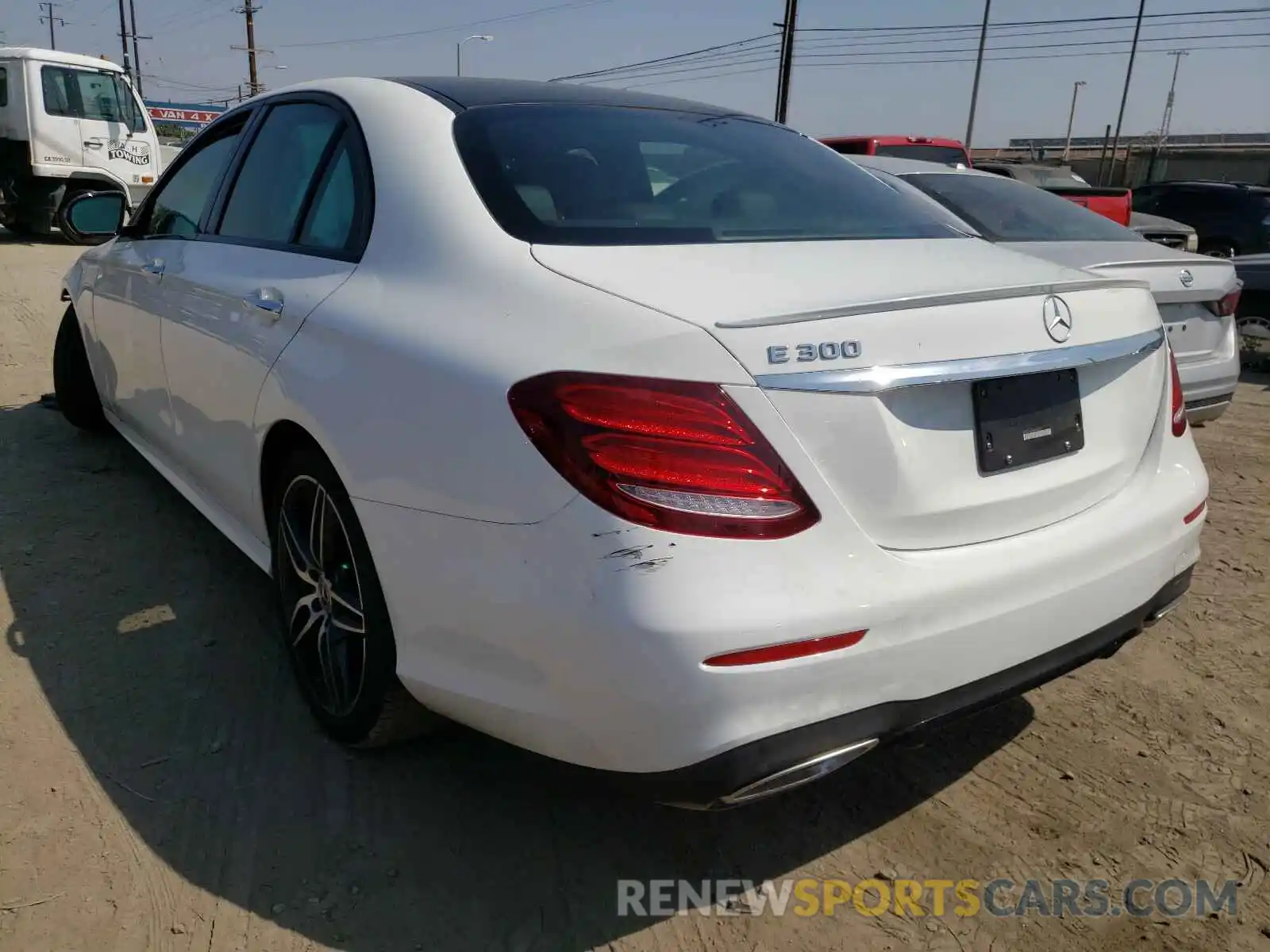 3 Photograph of a damaged car WDDZF4JB4KA605333 MERCEDES-BENZ E-CLASS 2019