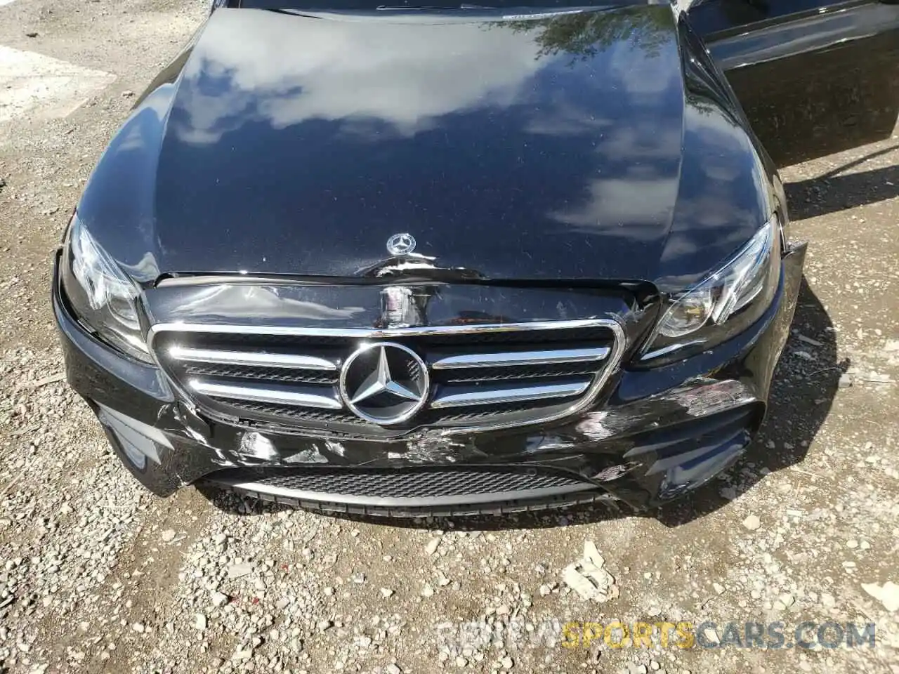 7 Photograph of a damaged car WDDZF4JB4KA608684 MERCEDES-BENZ E-CLASS 2019