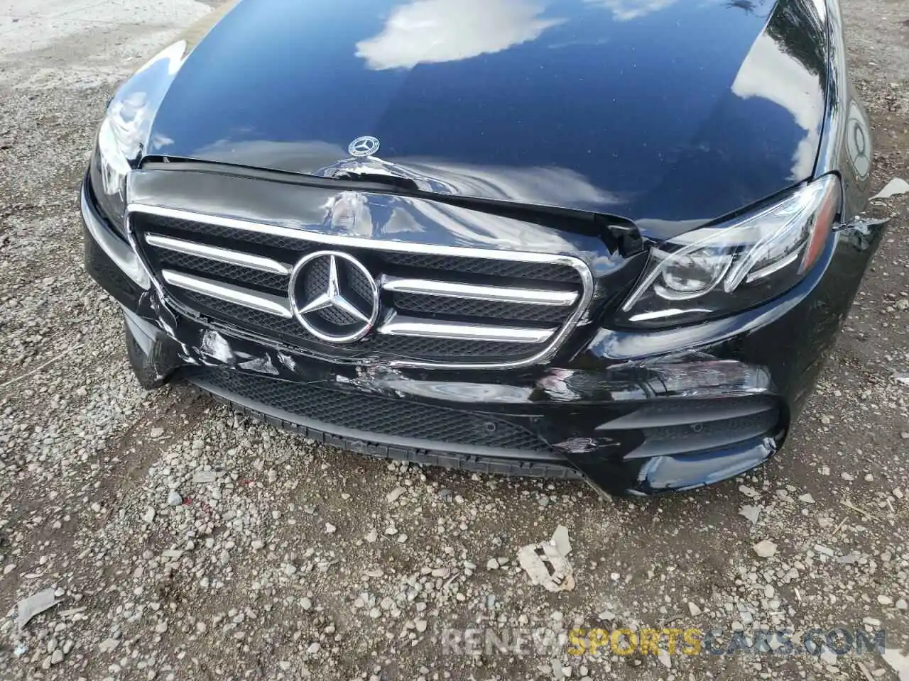 9 Photograph of a damaged car WDDZF4JB4KA608684 MERCEDES-BENZ E-CLASS 2019