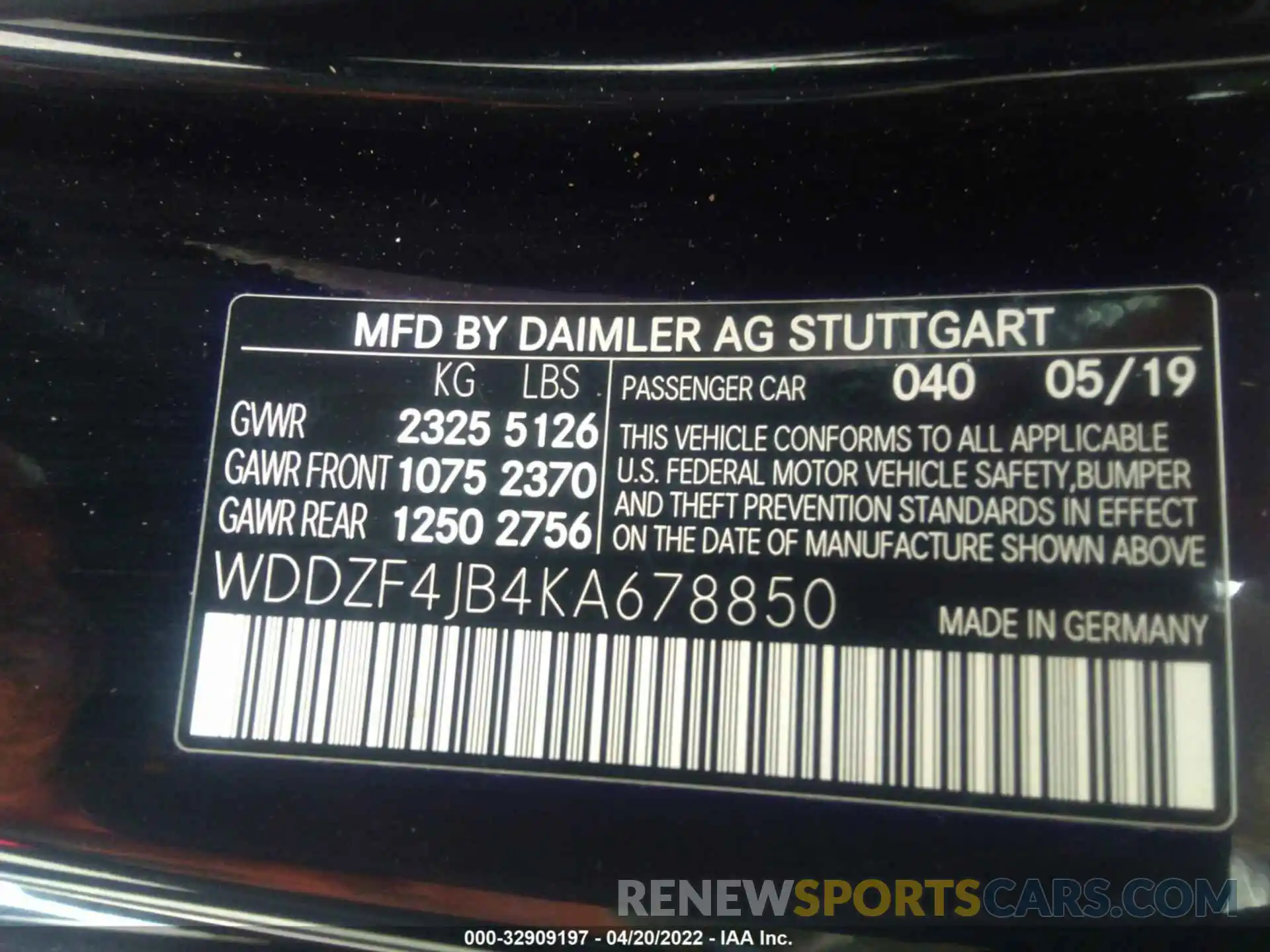 9 Photograph of a damaged car WDDZF4JB4KA678850 MERCEDES-BENZ E-CLASS 2019