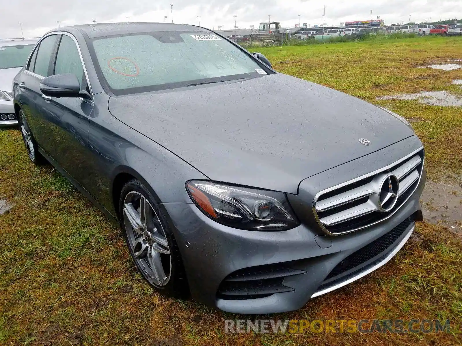 1 Photograph of a damaged car WDDZF4JB4KA687354 MERCEDES-BENZ E CLASS 2019