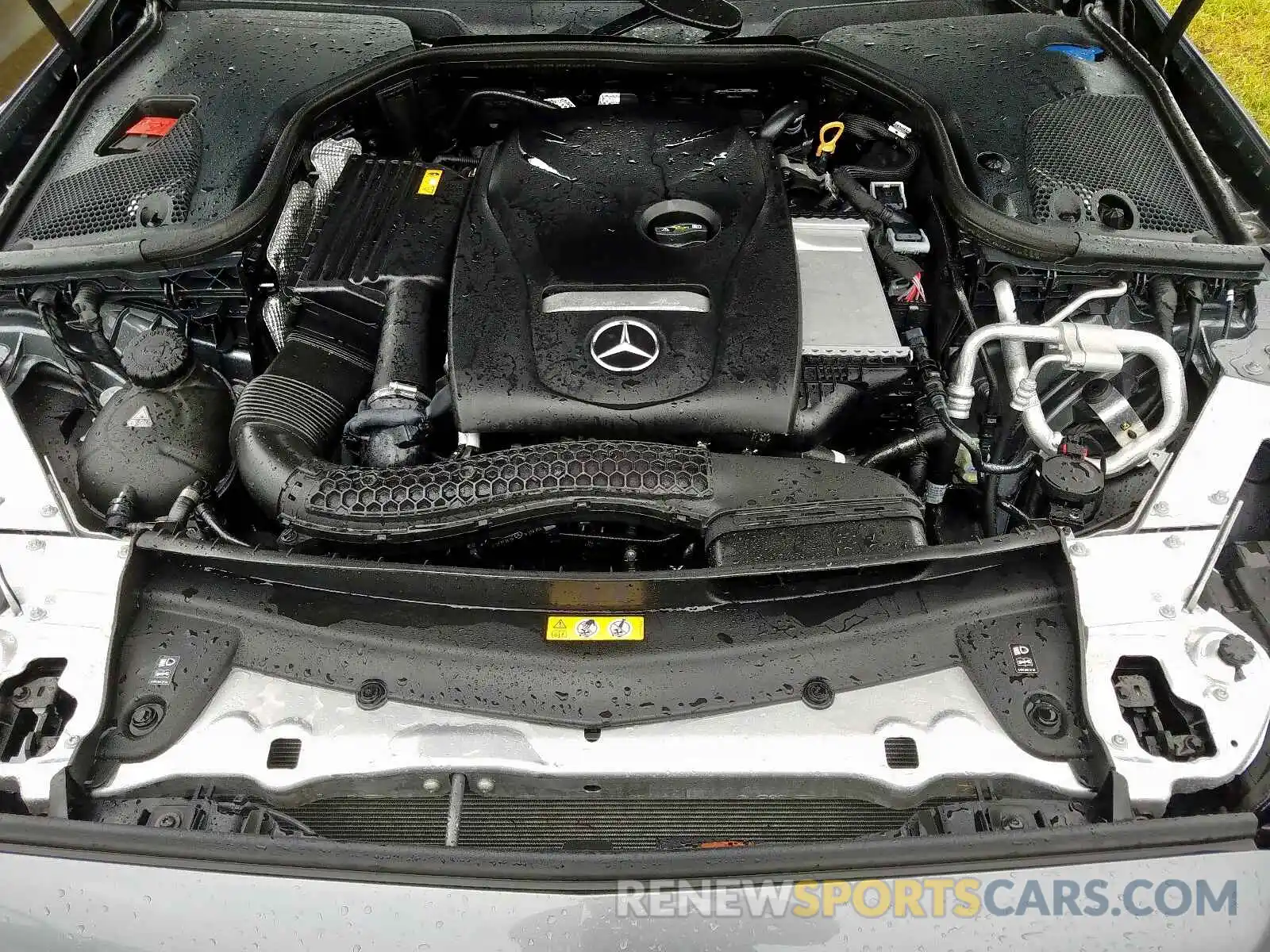 7 Photograph of a damaged car WDDZF4JB4KA687354 MERCEDES-BENZ E CLASS 2019