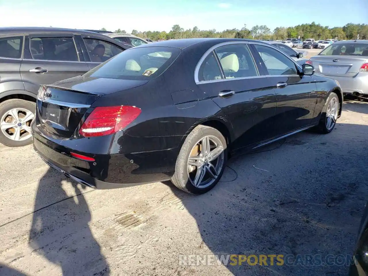 4 Photograph of a damaged car WDDZF4JB5KA494520 MERCEDES-BENZ E-CLASS 2019