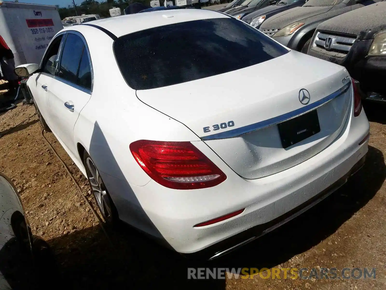 3 Photograph of a damaged car WDDZF4JB5KA517214 MERCEDES-BENZ E CLASS 2019