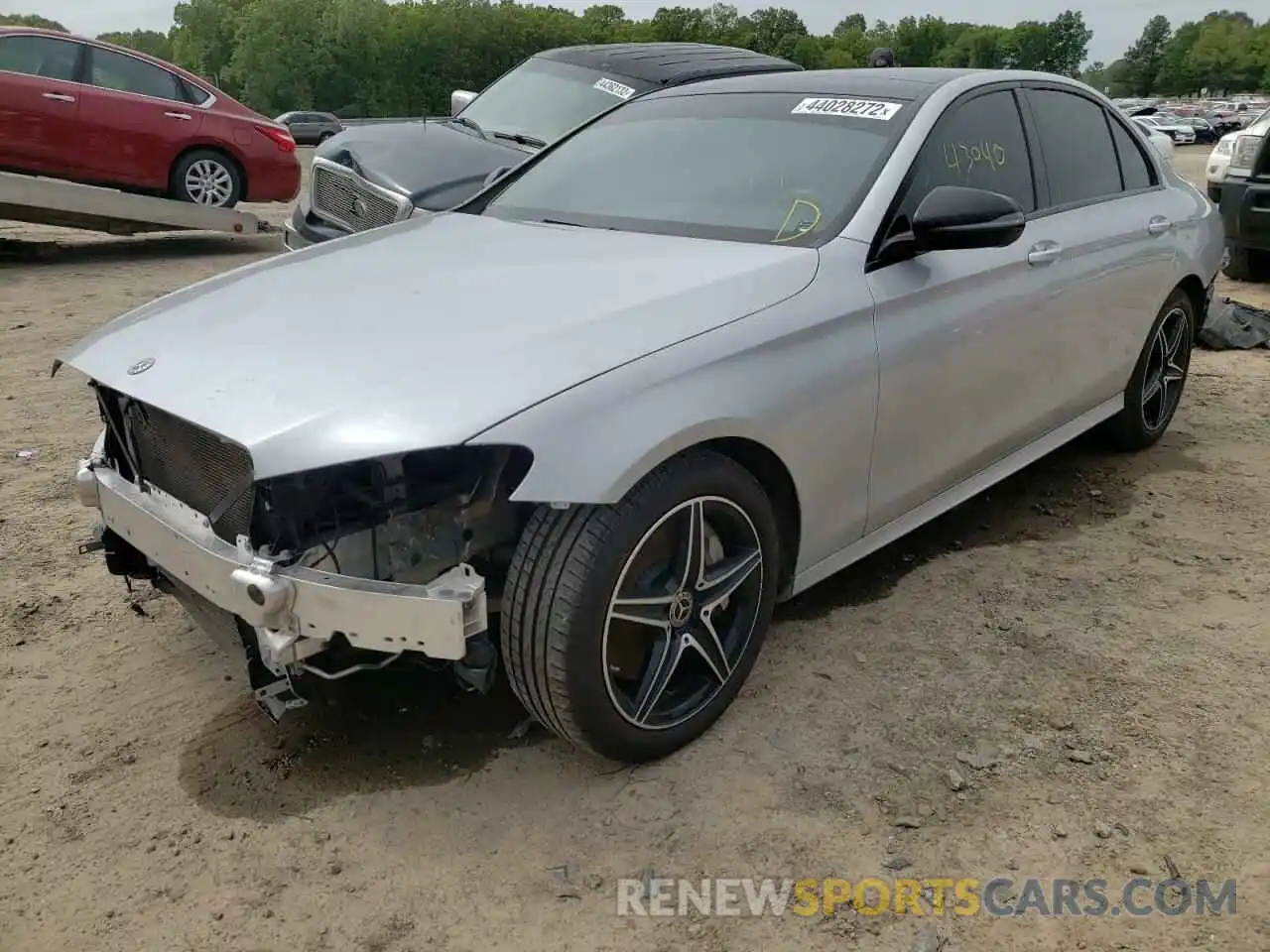 2 Photograph of a damaged car WDDZF4JB5KA524826 MERCEDES-BENZ E-CLASS 2019