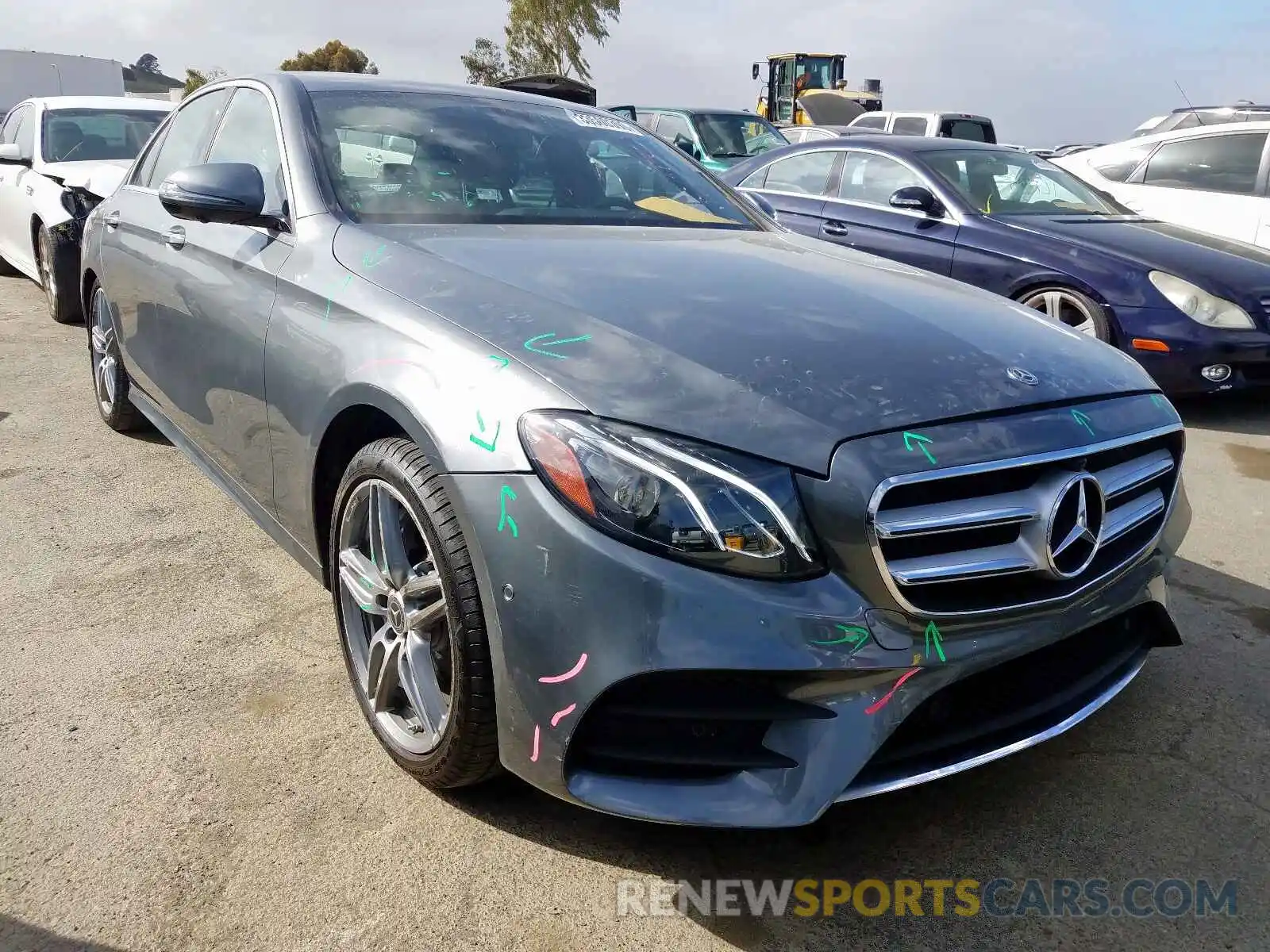 1 Photograph of a damaged car WDDZF4JB5KA551735 MERCEDES-BENZ E CLASS 2019