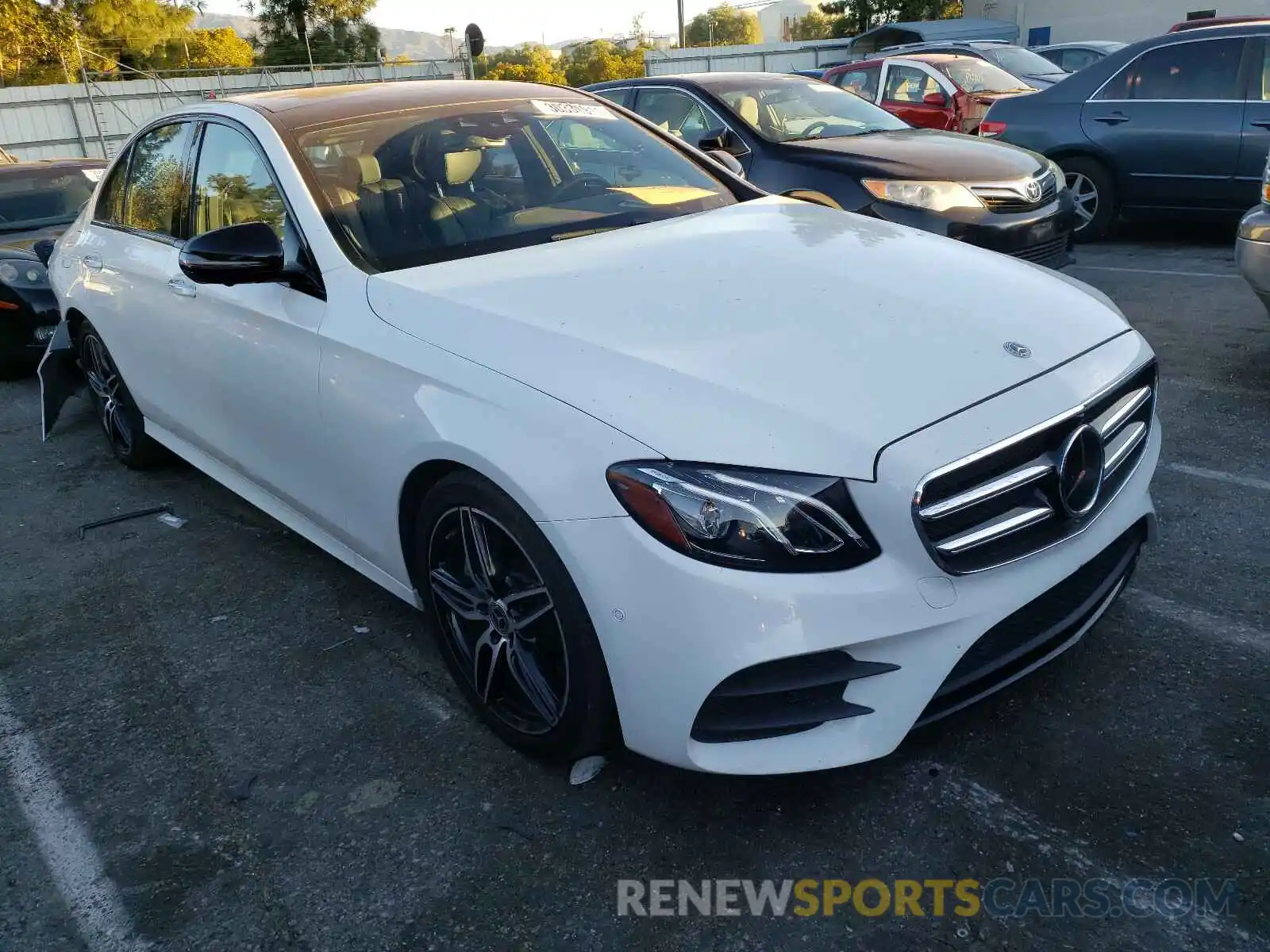 1 Photograph of a damaged car WDDZF4JB5KA552836 MERCEDES-BENZ E CLASS 2019