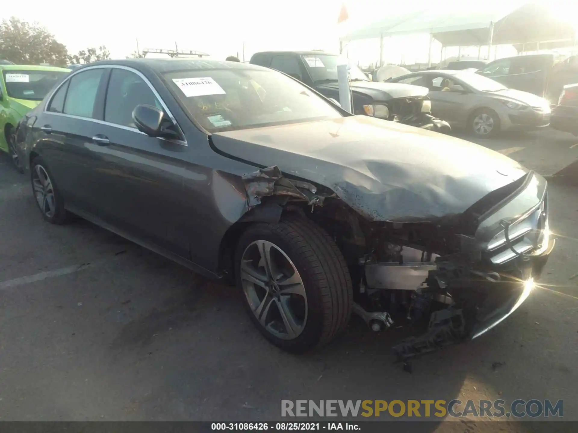 1 Photograph of a damaged car WDDZF4JB5KA573041 MERCEDES-BENZ E-CLASS 2019