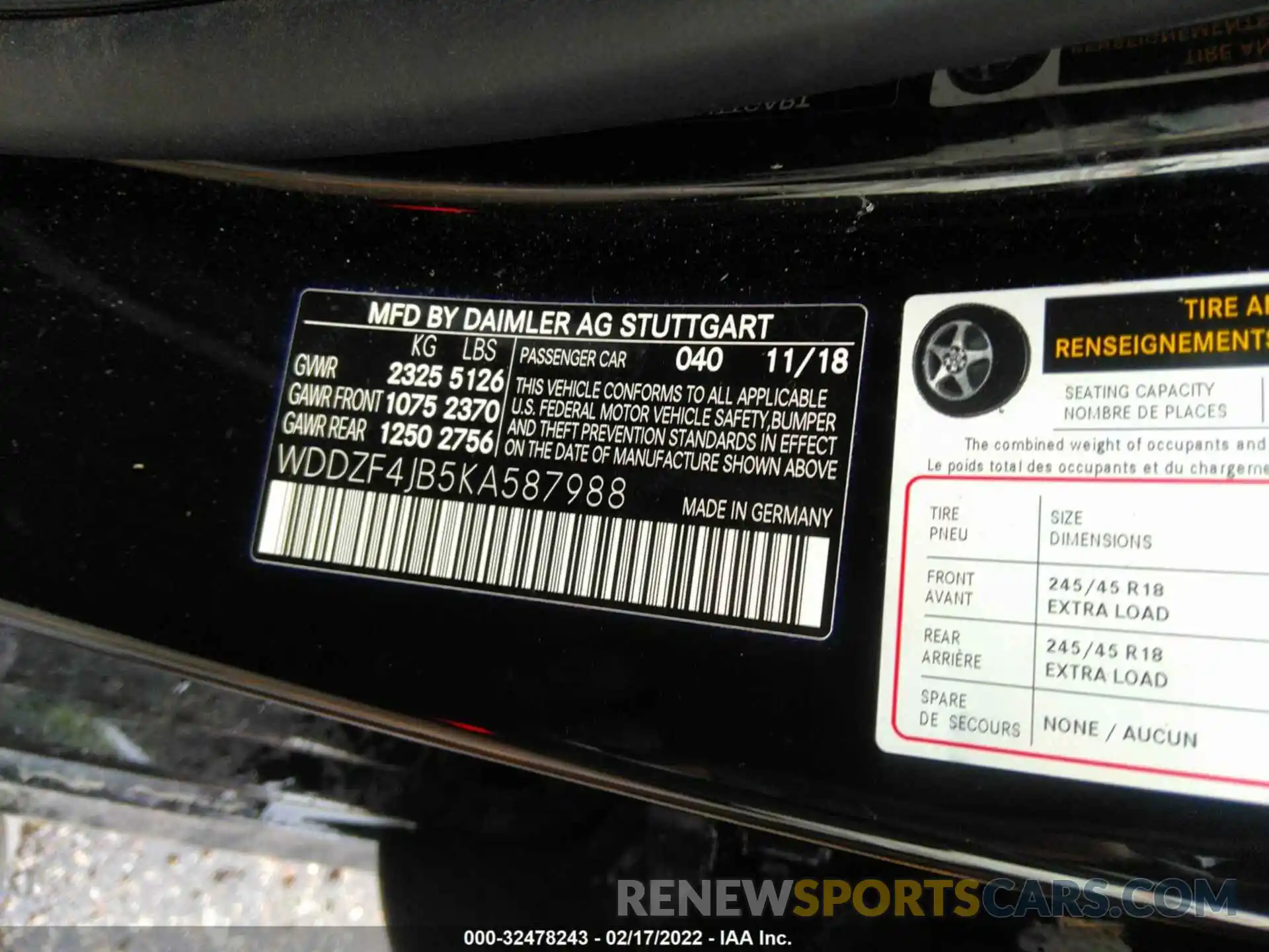 9 Photograph of a damaged car WDDZF4JB5KA587988 MERCEDES-BENZ E-CLASS 2019