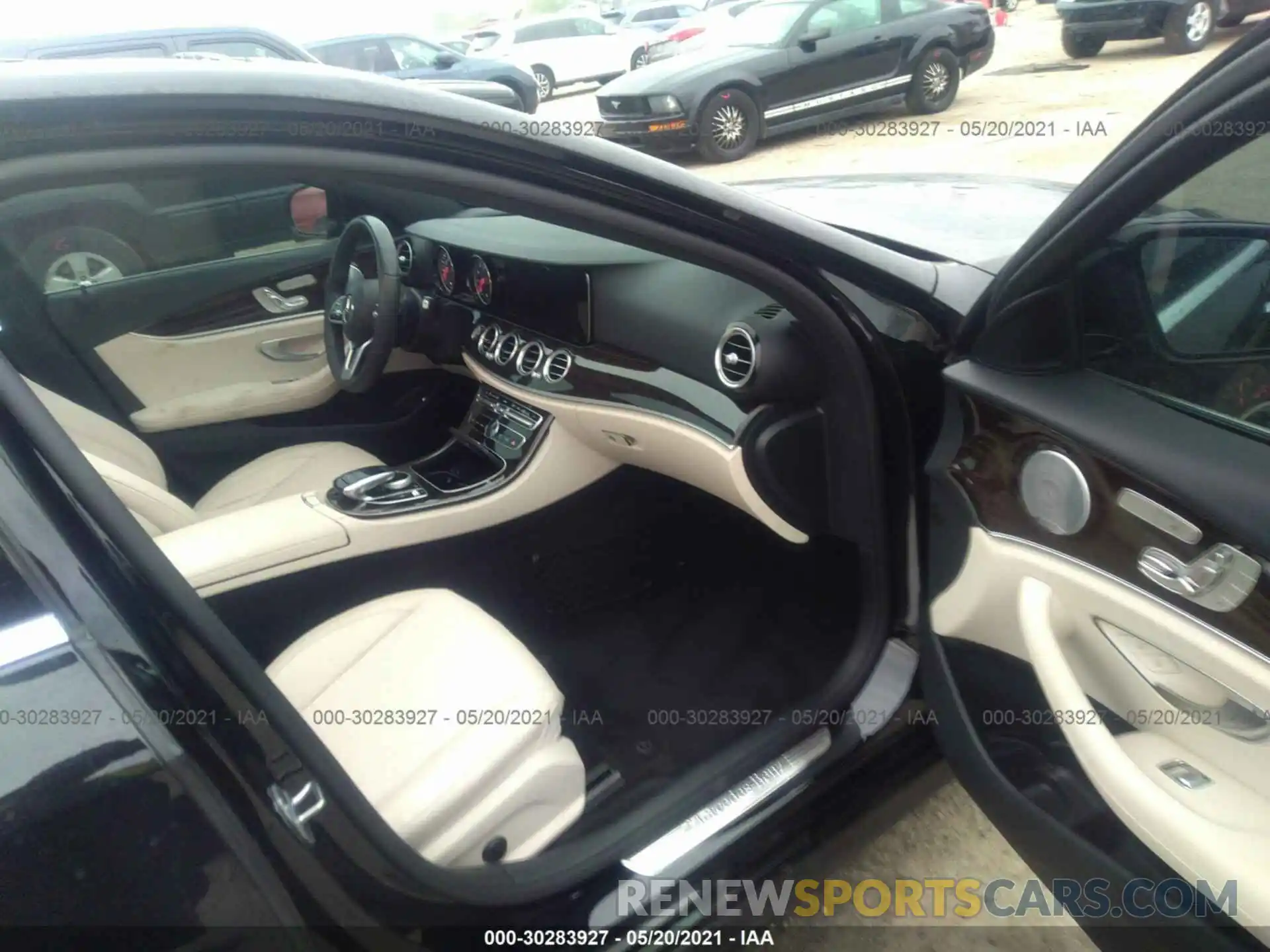 5 Photograph of a damaged car WDDZF4JB5KA605633 MERCEDES-BENZ E-CLASS 2019