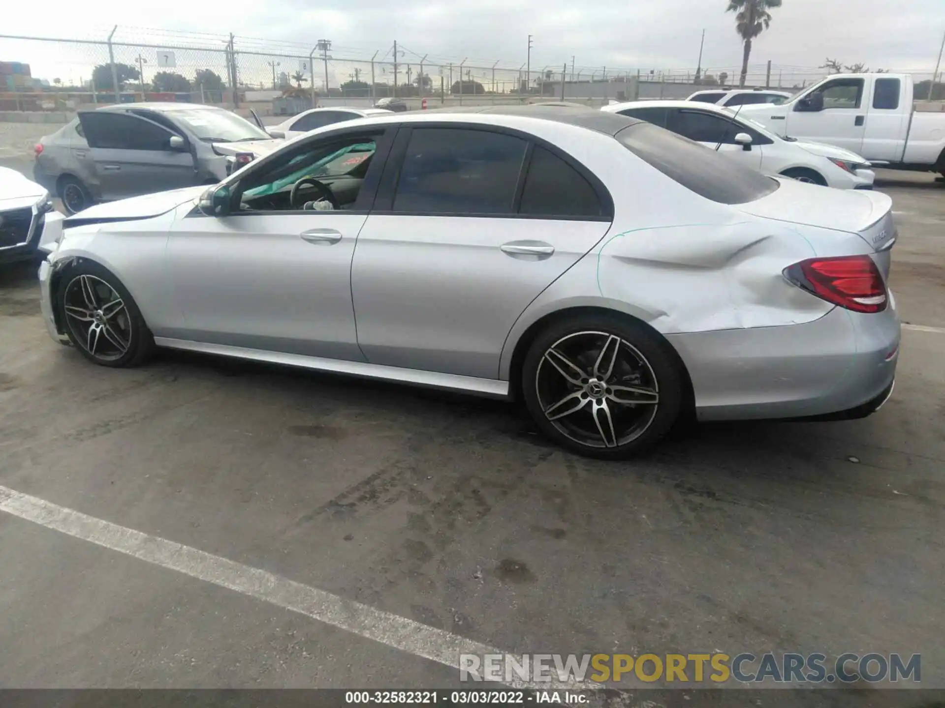 3 Photograph of a damaged car WDDZF4JB5KA630788 MERCEDES-BENZ E-CLASS 2019