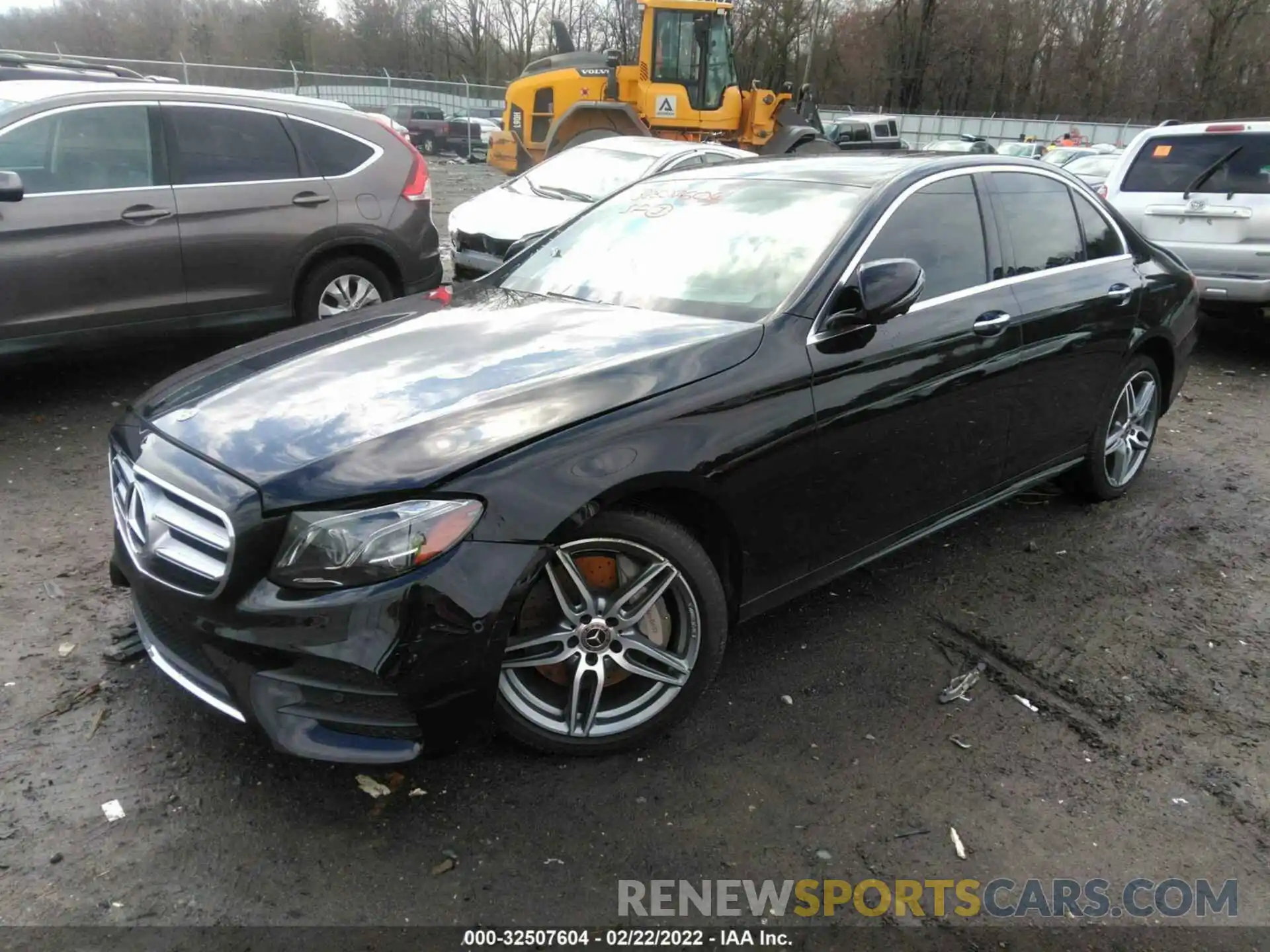 2 Photograph of a damaged car WDDZF4JB5KA658980 MERCEDES-BENZ E-CLASS 2019