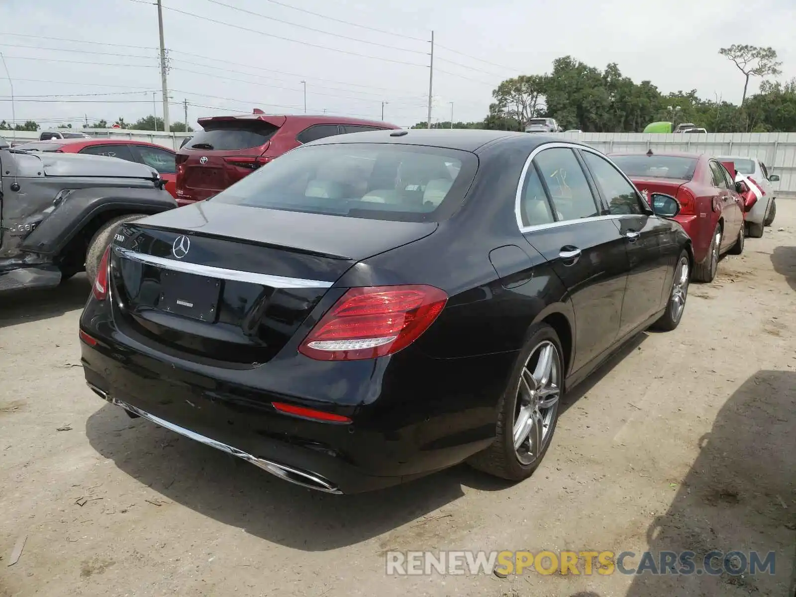 4 Photograph of a damaged car WDDZF4JB6KA509753 MERCEDES-BENZ E CLASS 2019