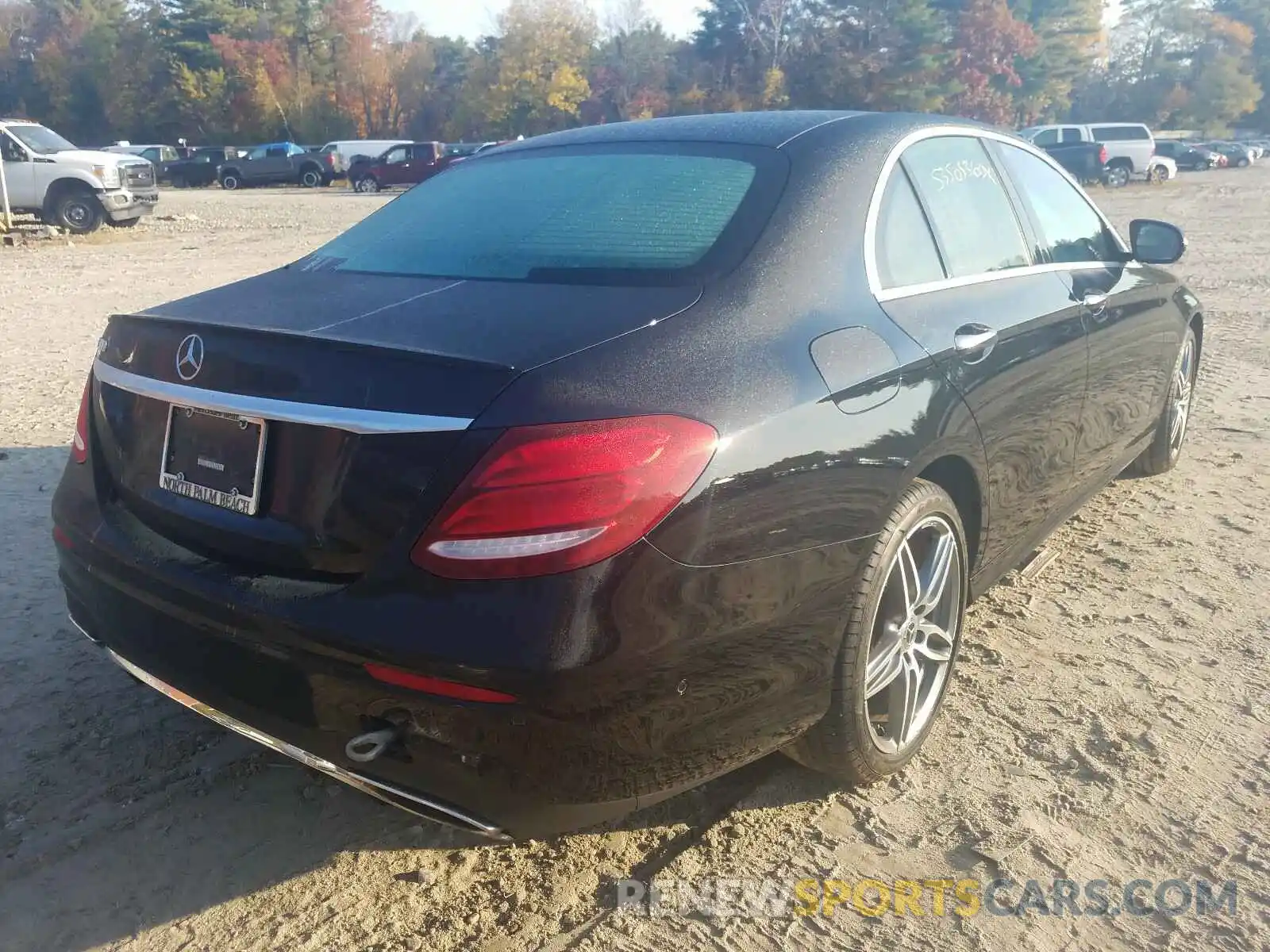 4 Photograph of a damaged car WDDZF4JB6KA513186 MERCEDES-BENZ E CLASS 2019