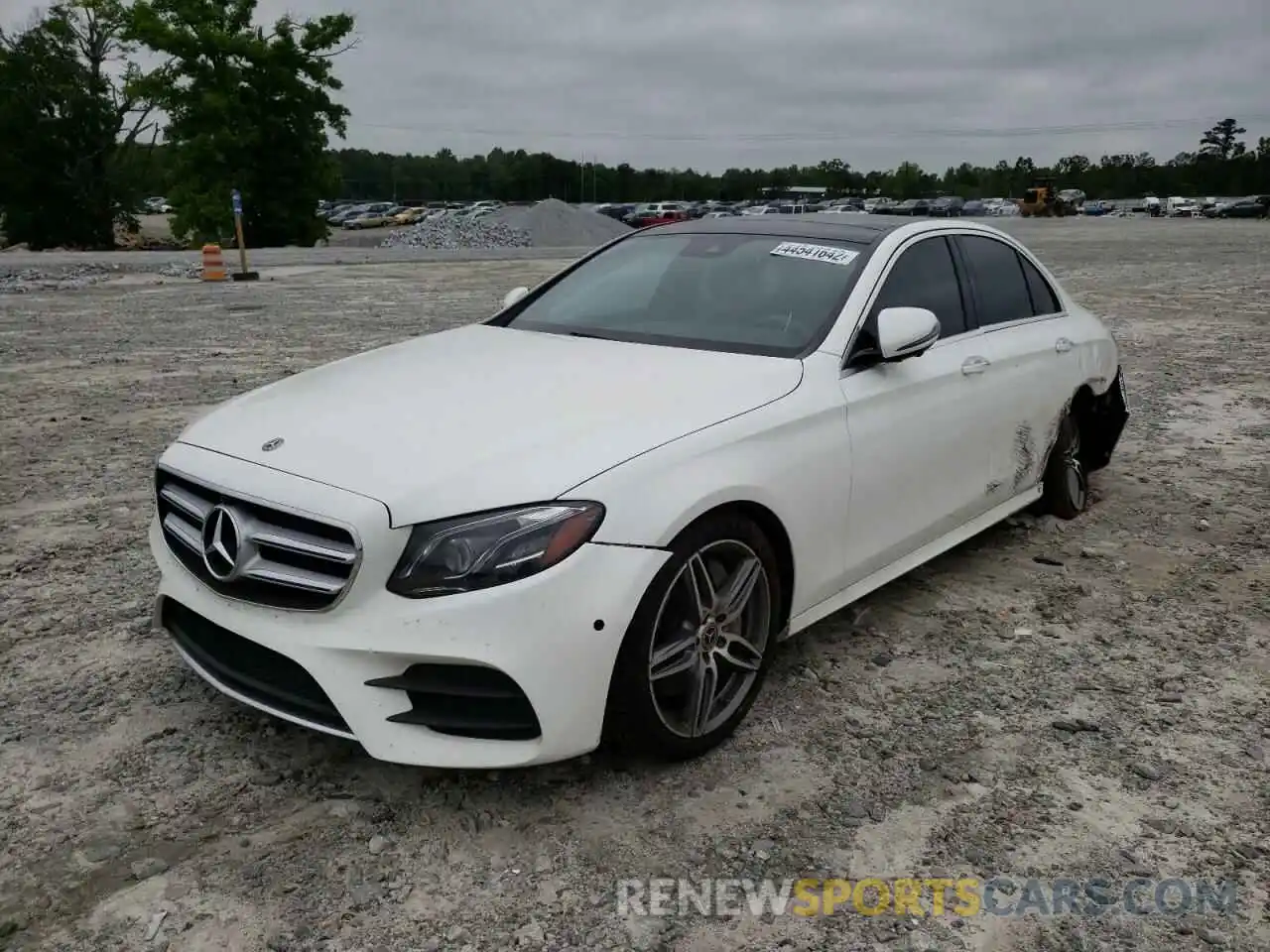 2 Photograph of a damaged car WDDZF4JB6KA513589 MERCEDES-BENZ E-CLASS 2019