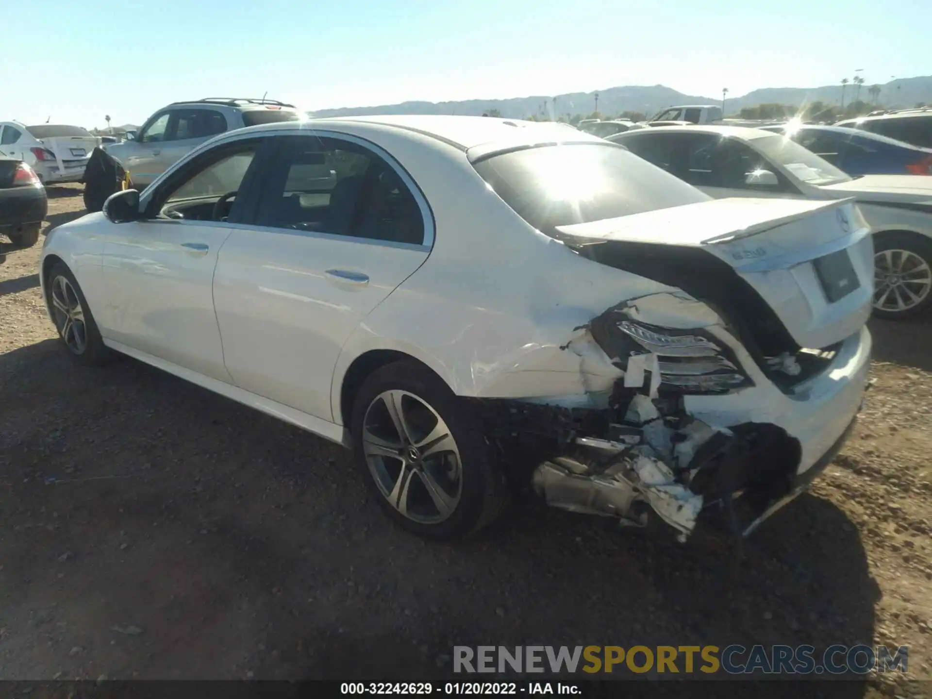 3 Photograph of a damaged car WDDZF4JB6KA551243 MERCEDES-BENZ E-CLASS 2019