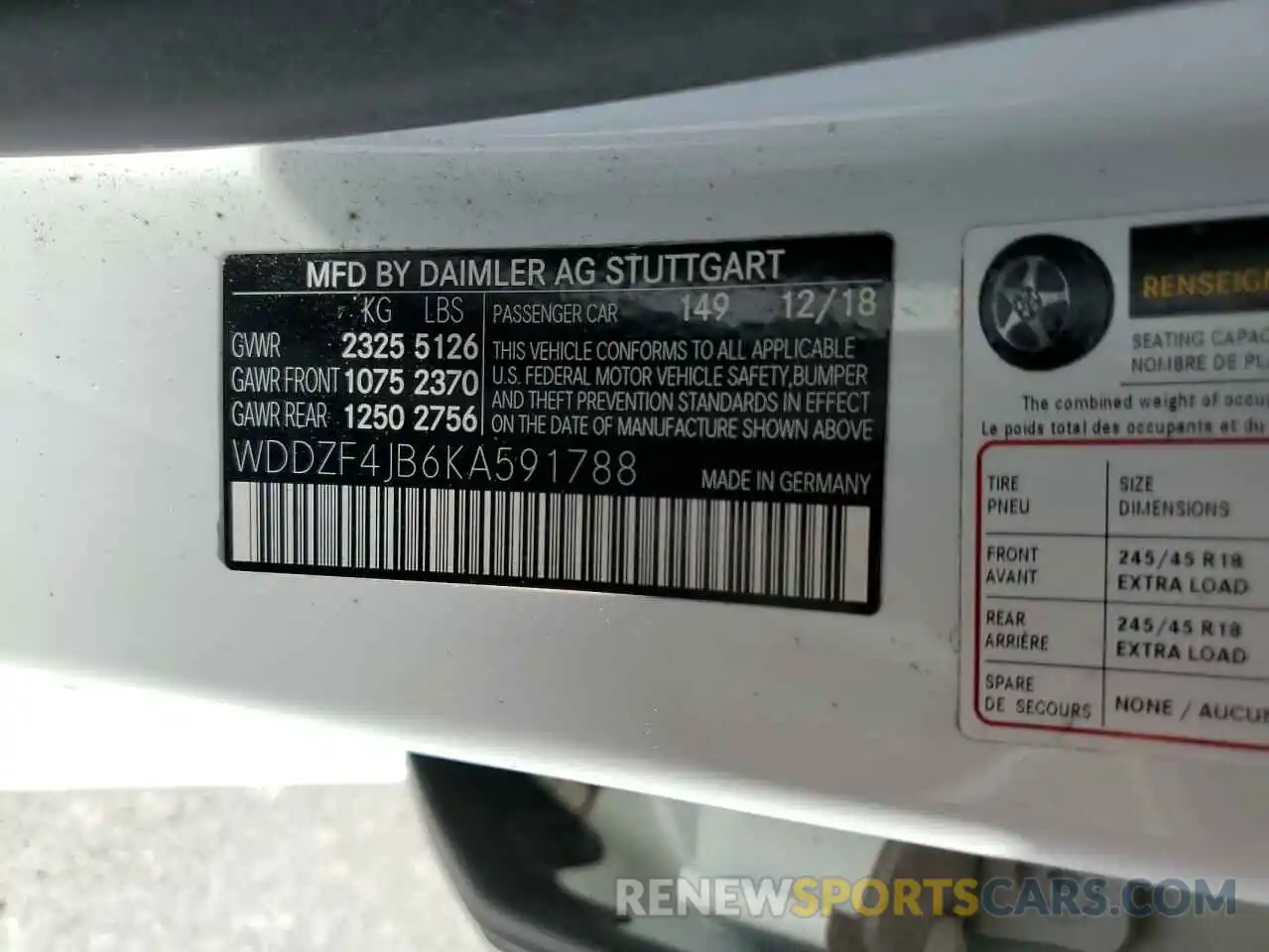 10 Photograph of a damaged car WDDZF4JB6KA591788 MERCEDES-BENZ E-CLASS 2019