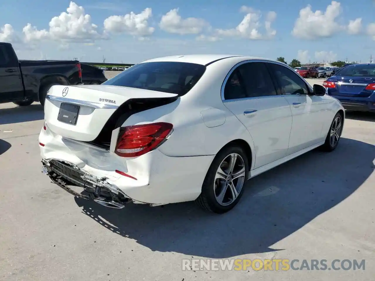 4 Photograph of a damaged car WDDZF4JB6KA591788 MERCEDES-BENZ E-CLASS 2019