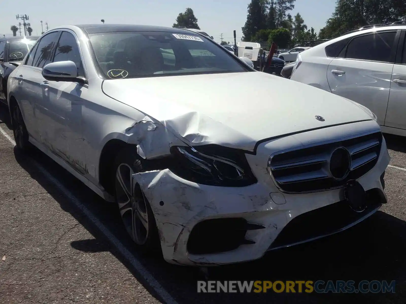 1 Photograph of a damaged car WDDZF4JB6KA594917 MERCEDES-BENZ E CLASS 2019