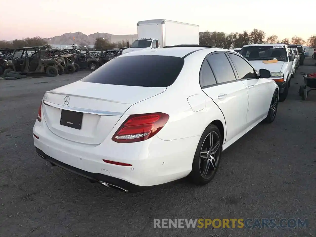 4 Photograph of a damaged car WDDZF4JB6KA621761 MERCEDES-BENZ E-CLASS 2019