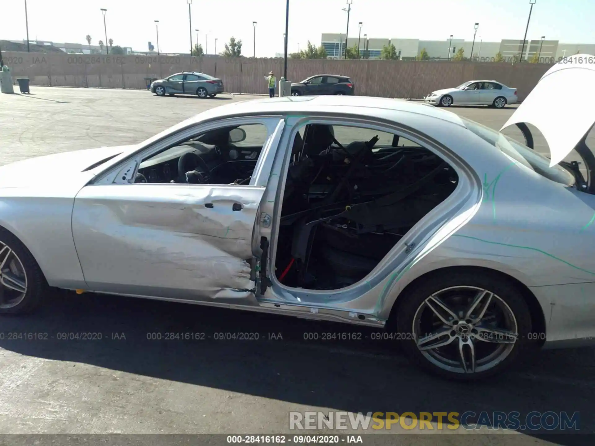 6 Photograph of a damaged car WDDZF4JB6KA623381 MERCEDES-BENZ E-CLASS 2019