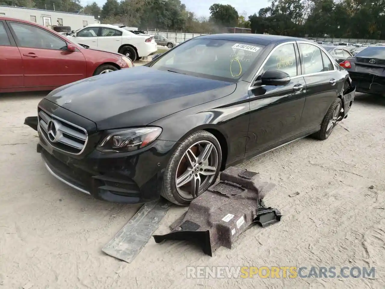 2 Photograph of a damaged car WDDZF4JB6KA625762 MERCEDES-BENZ E-CLASS 2019