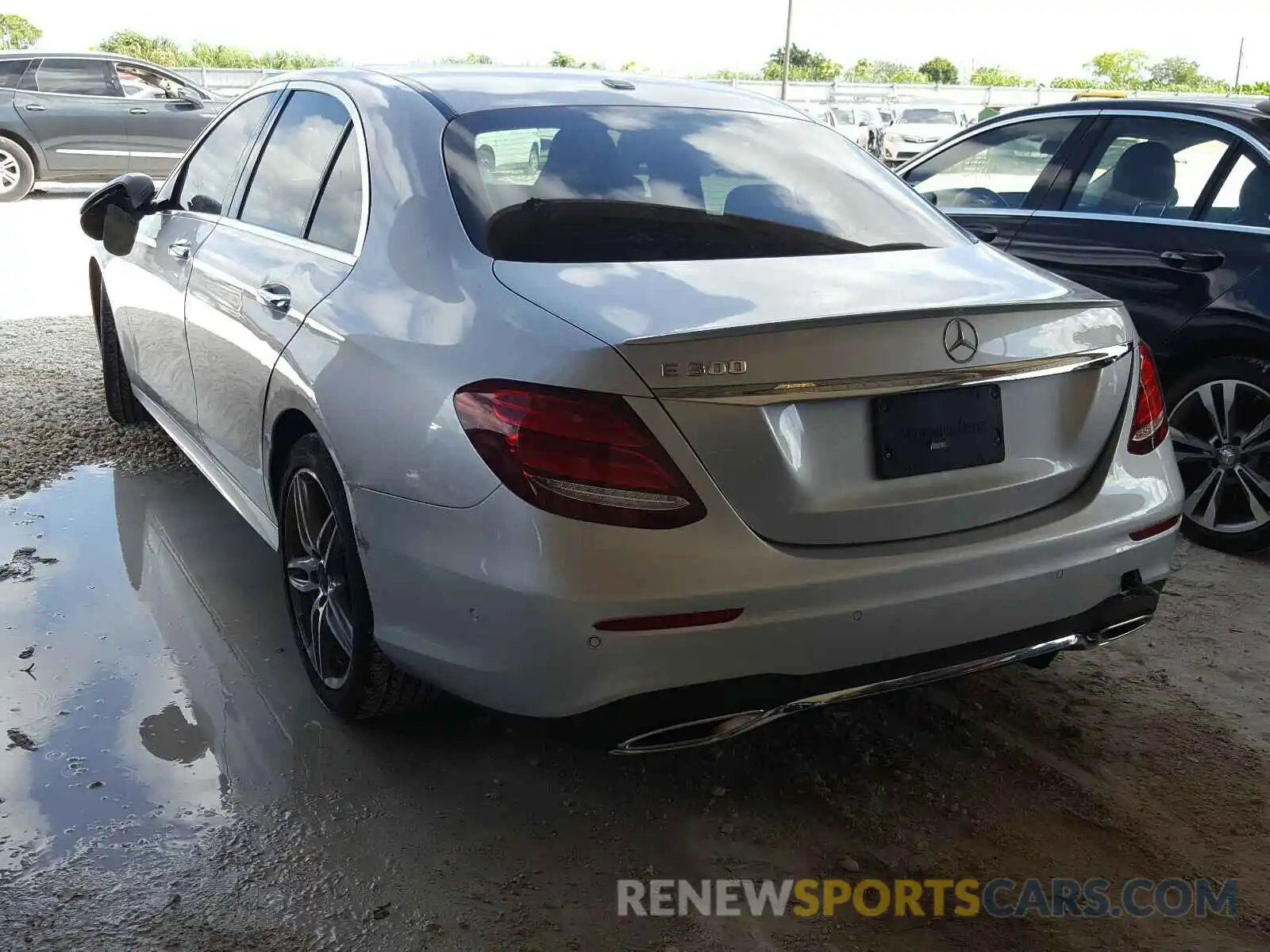 3 Photograph of a damaged car WDDZF4JB7KA518509 MERCEDES-BENZ E CLASS 2019