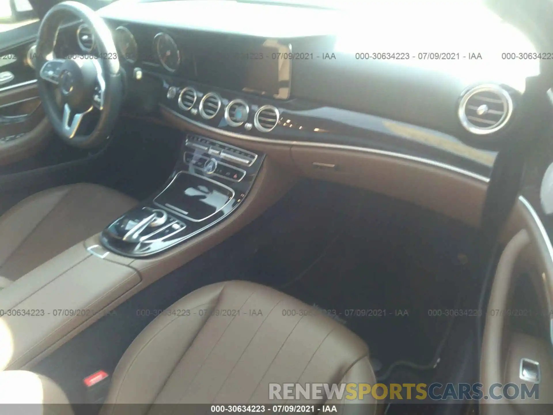 5 Photograph of a damaged car WDDZF4JB7KA518946 MERCEDES-BENZ E-CLASS 2019